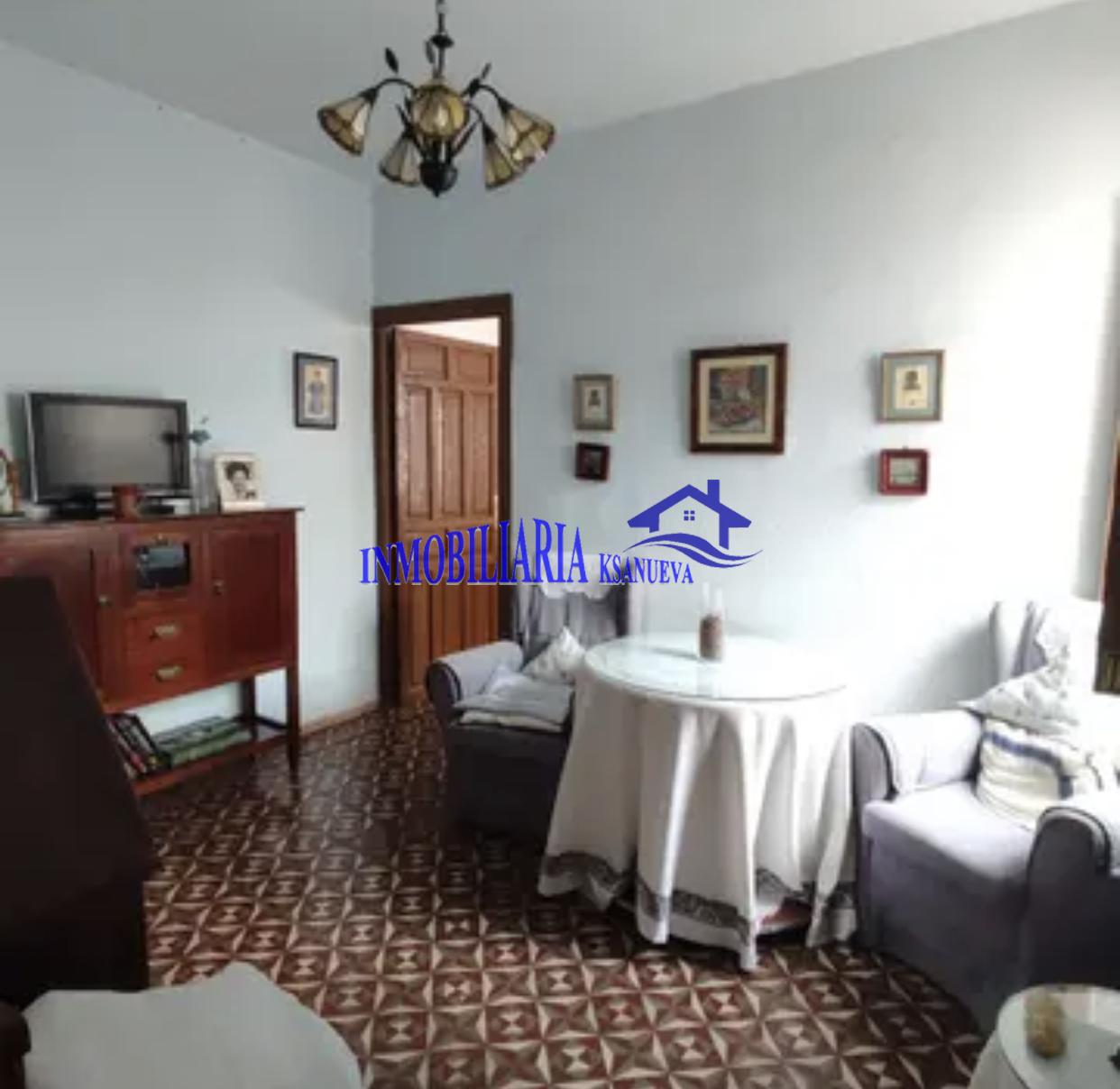 For sale of apartment in Córdoba