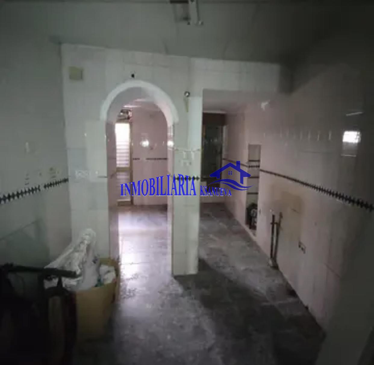 For sale of apartment in Córdoba
