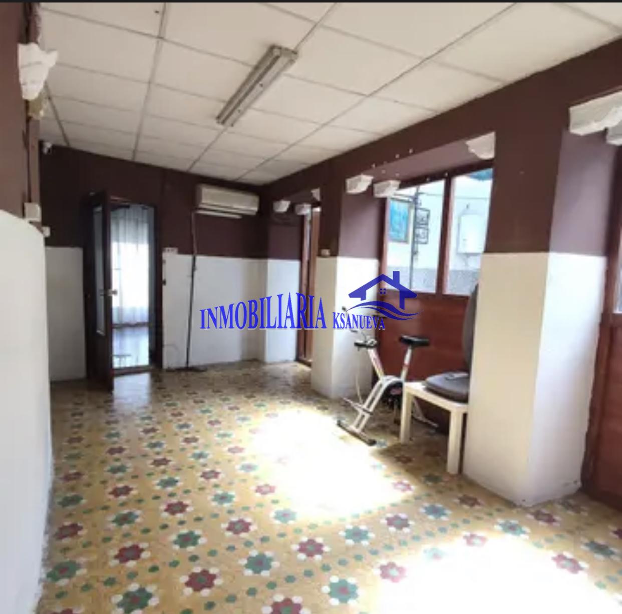For sale of apartment in Córdoba