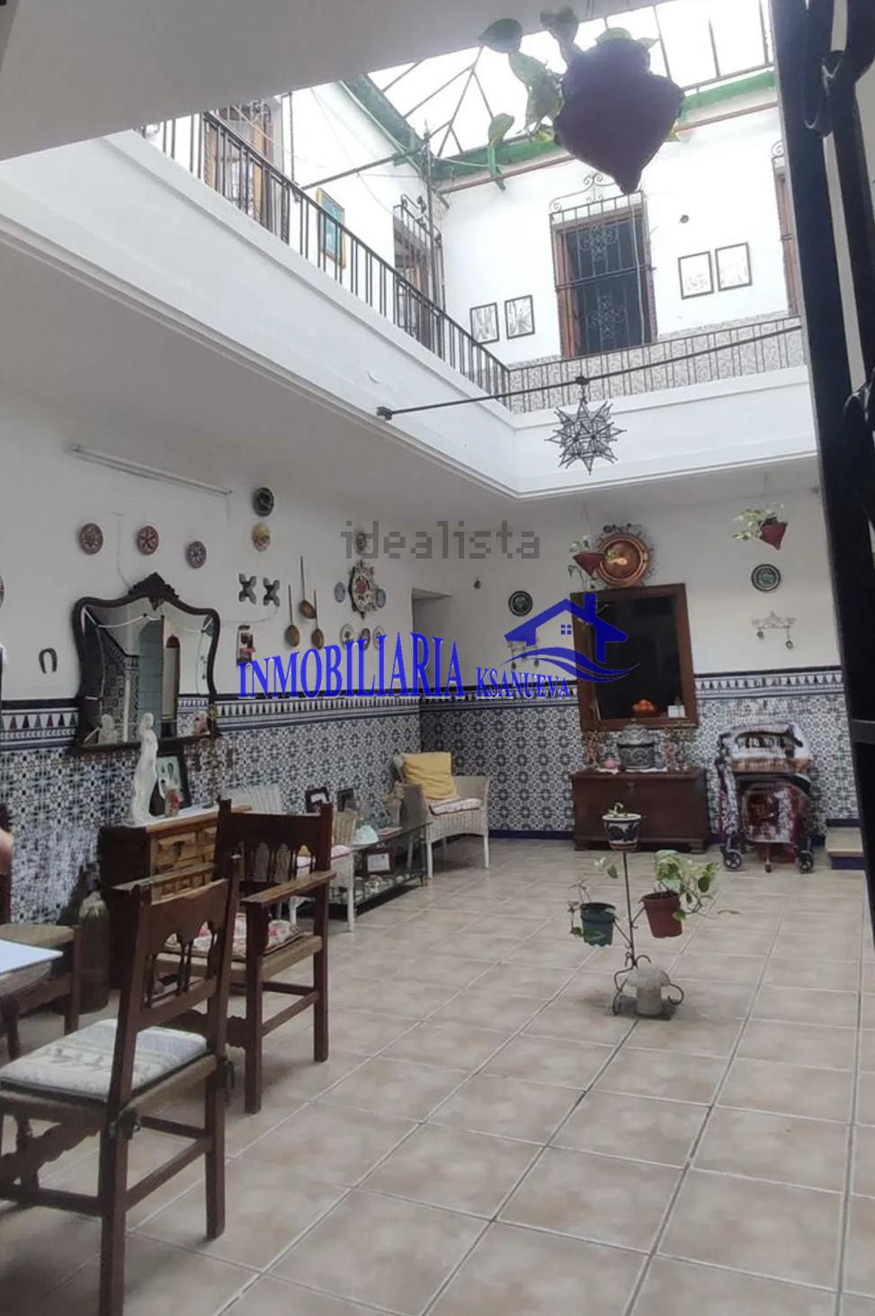 For sale of apartment in Córdoba