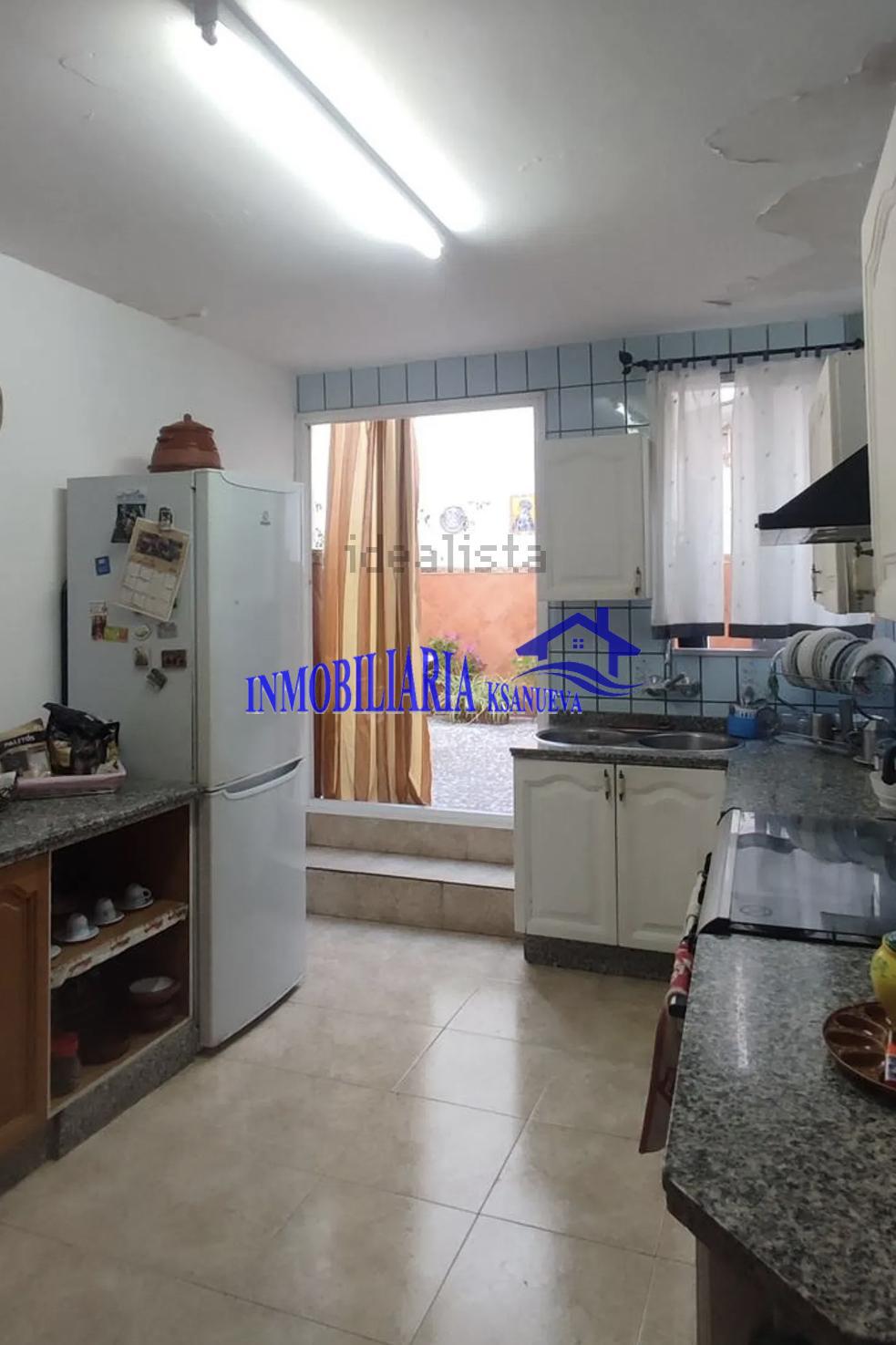 For sale of house in Córdoba