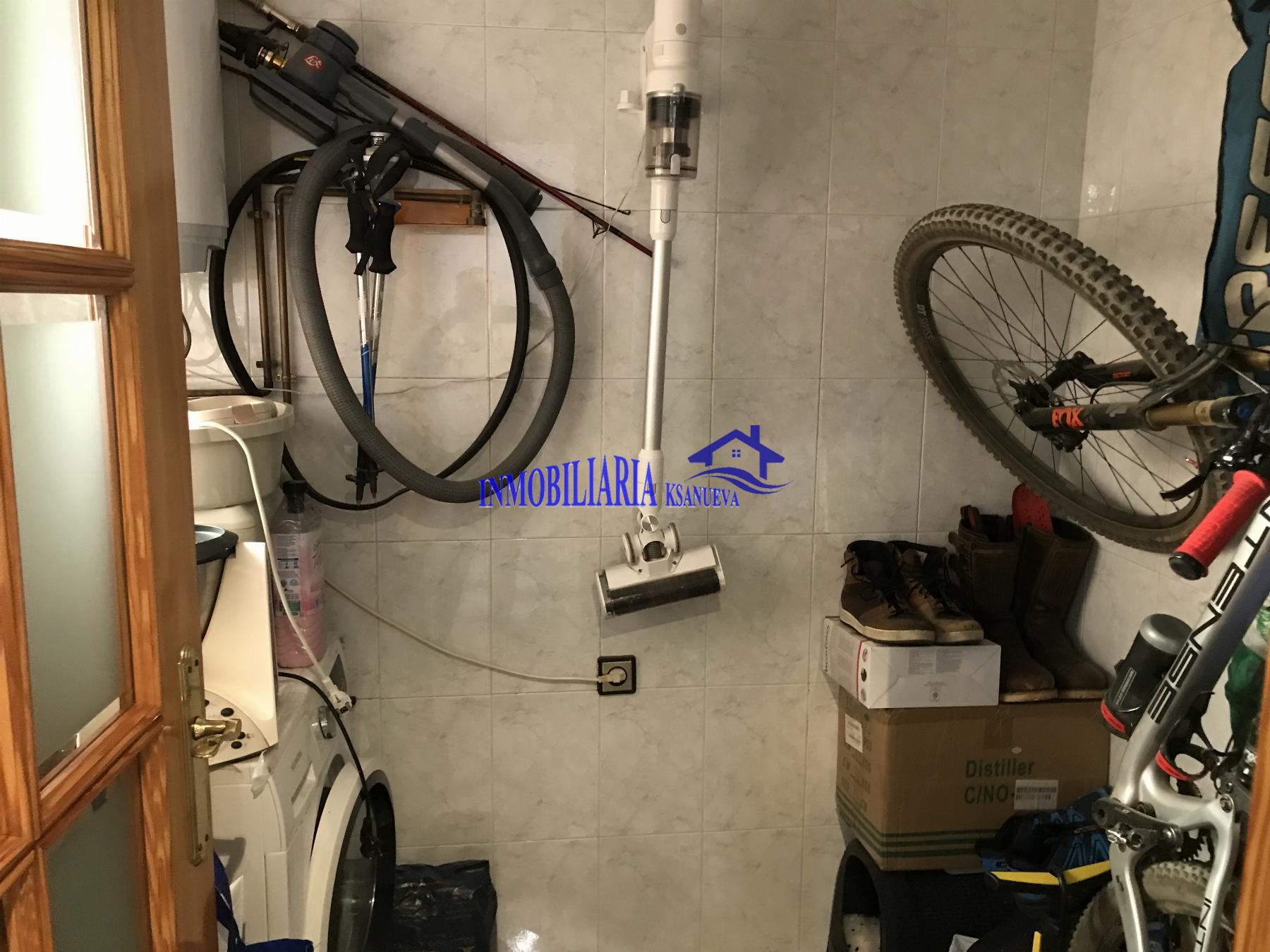 For sale of flat in Córdoba