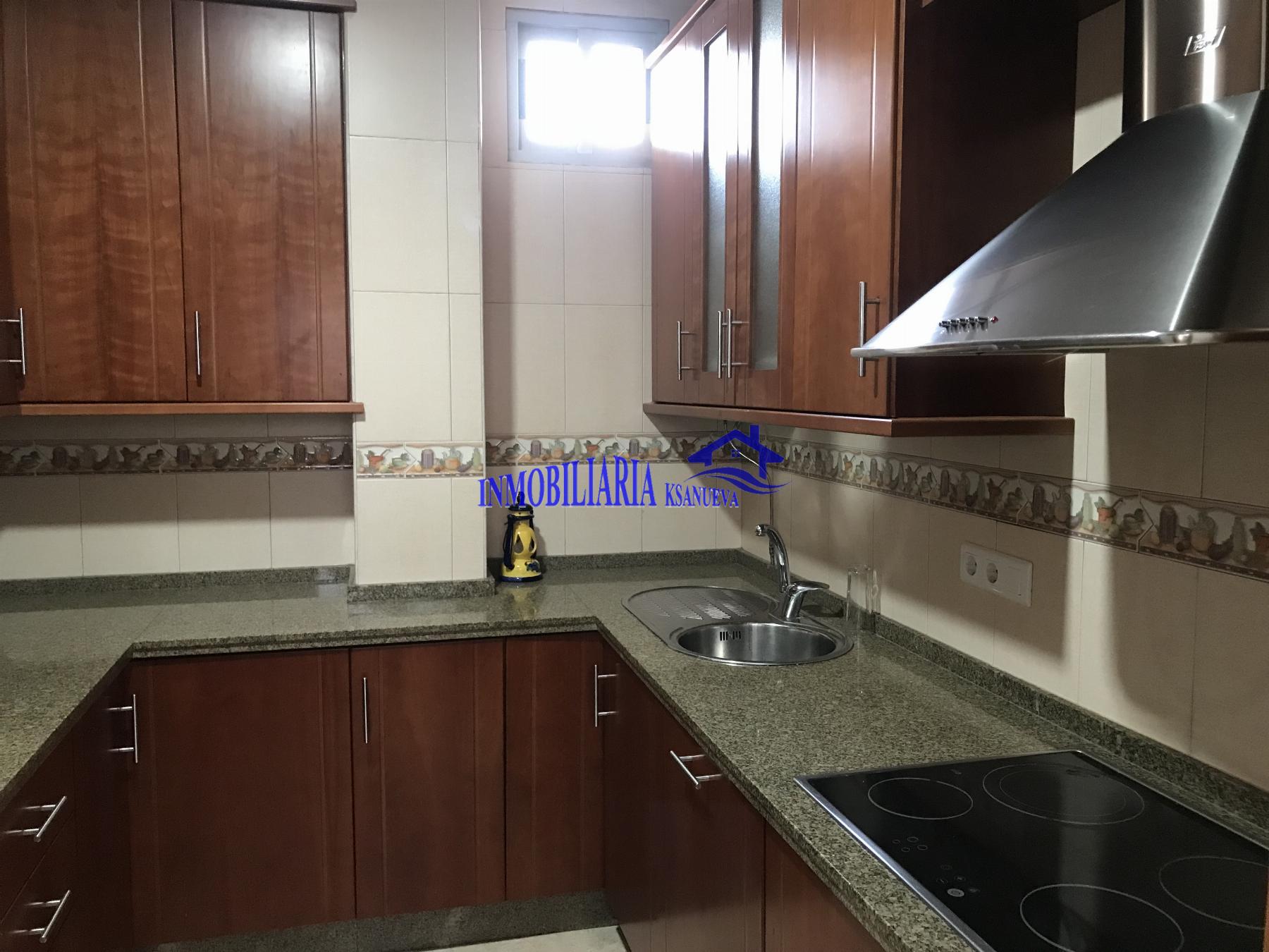 For sale of flat in Córdoba