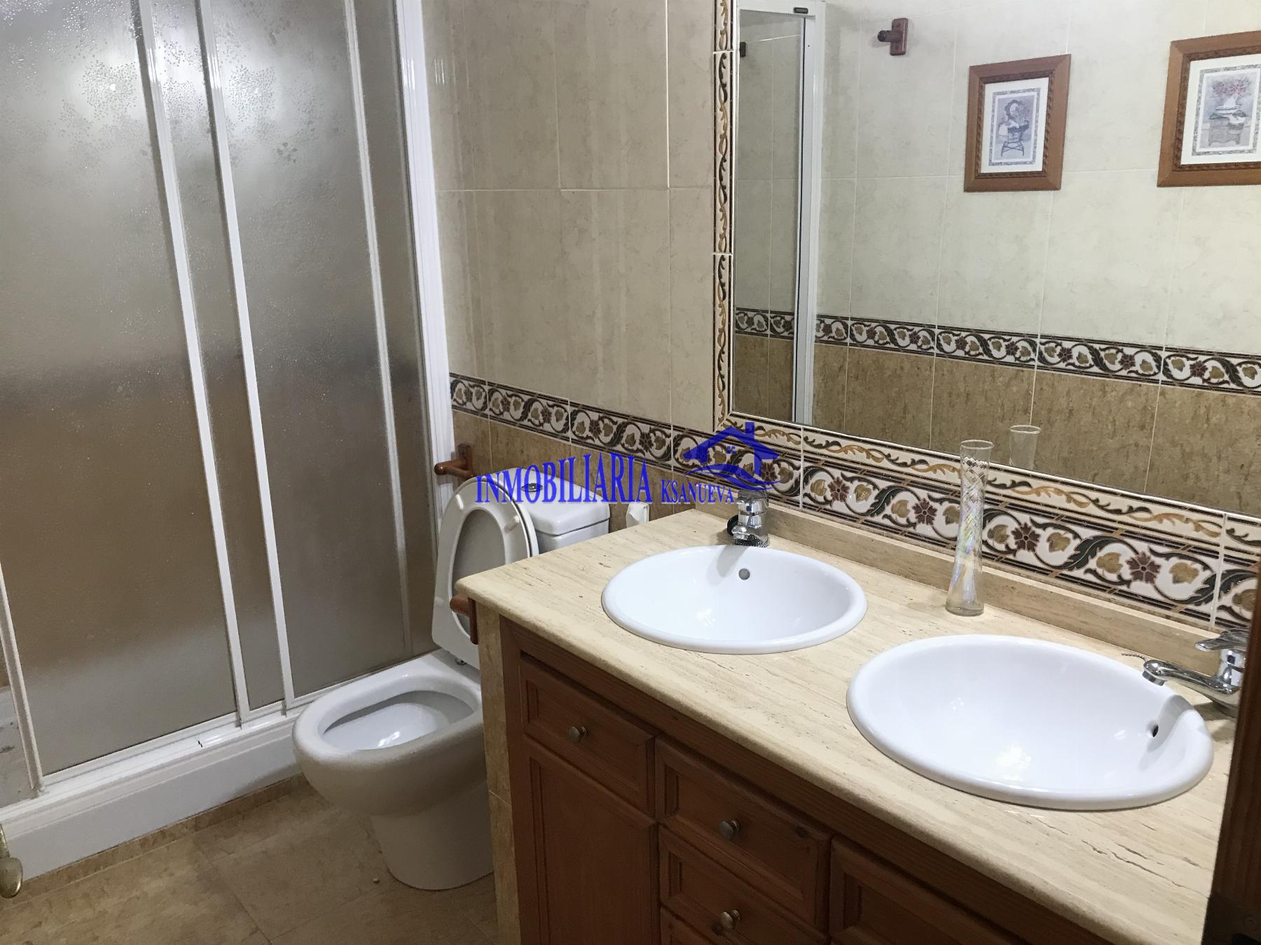 For sale of flat in Córdoba