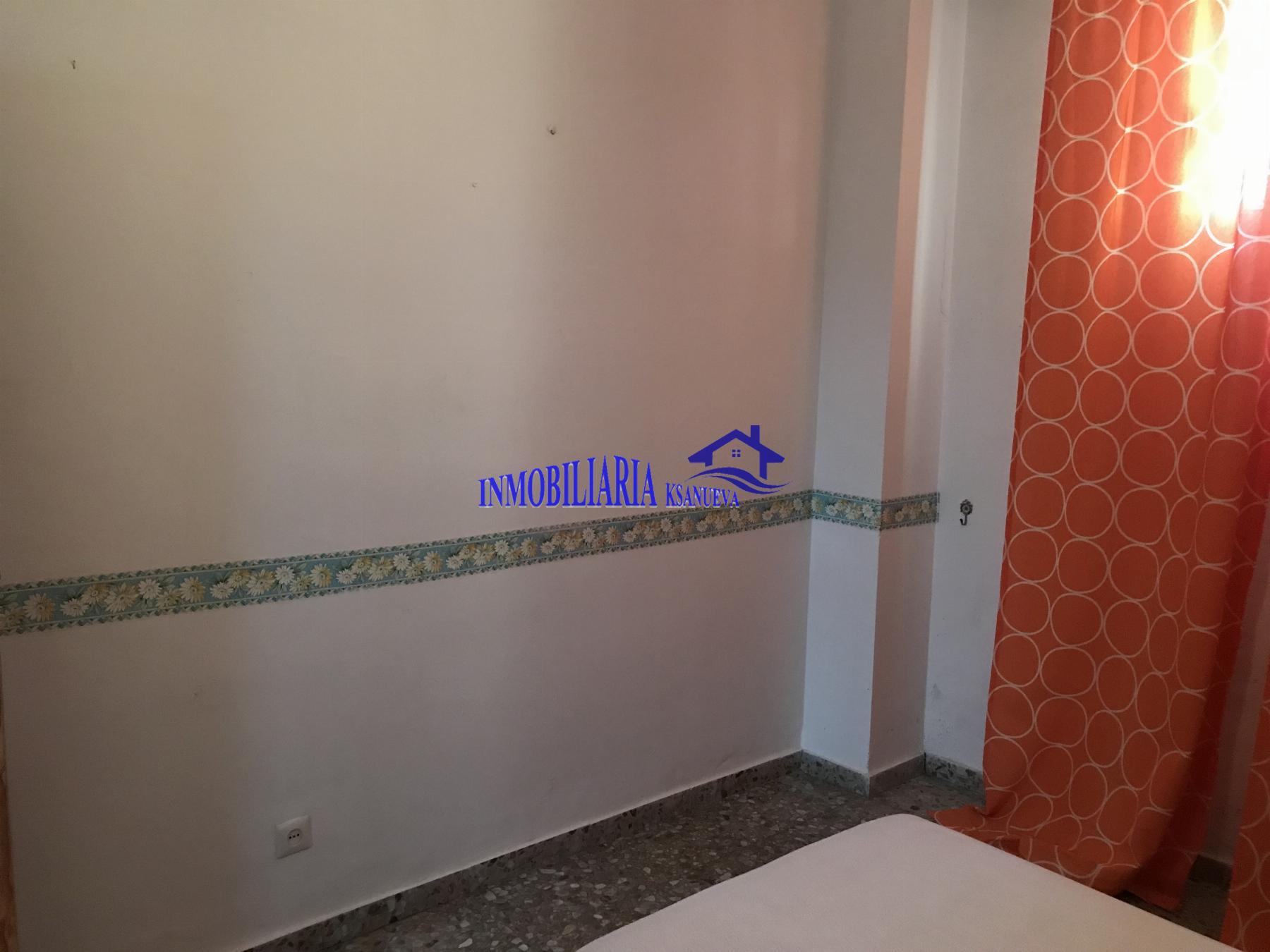 For sale of flat in Córdoba