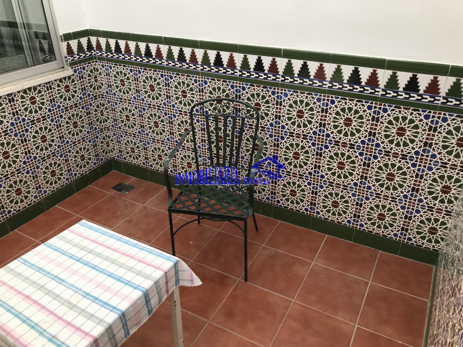 For sale of flat in Córdoba