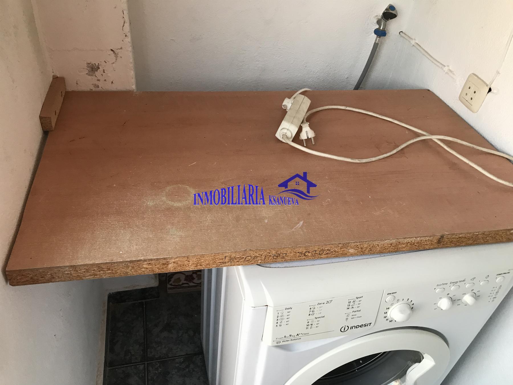 For sale of flat in Córdoba