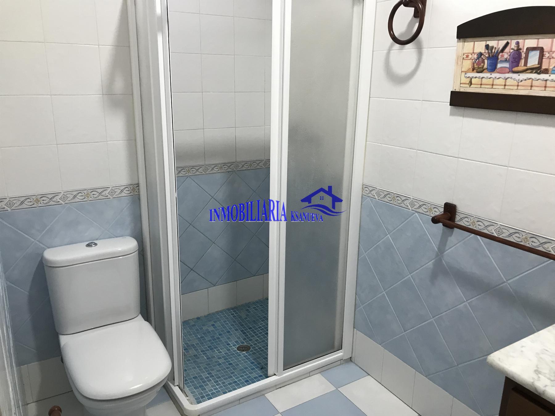 For sale of flat in Córdoba