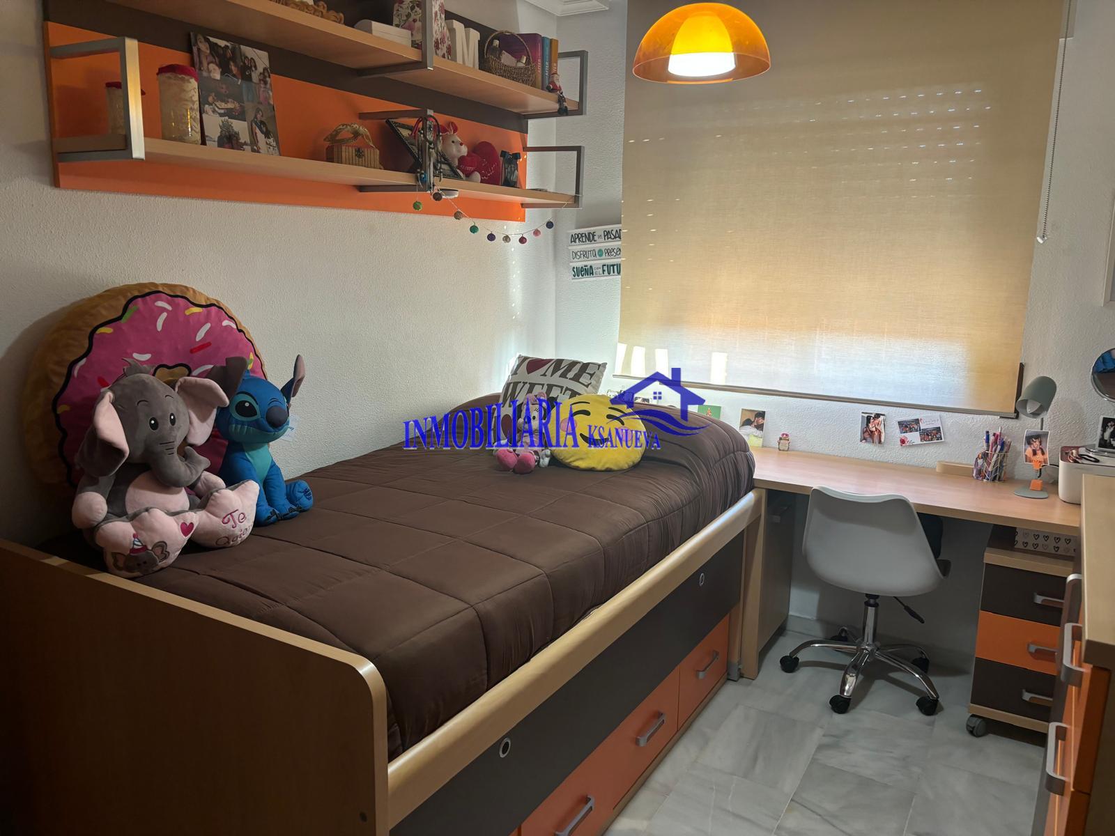 For sale of flat in Córdoba