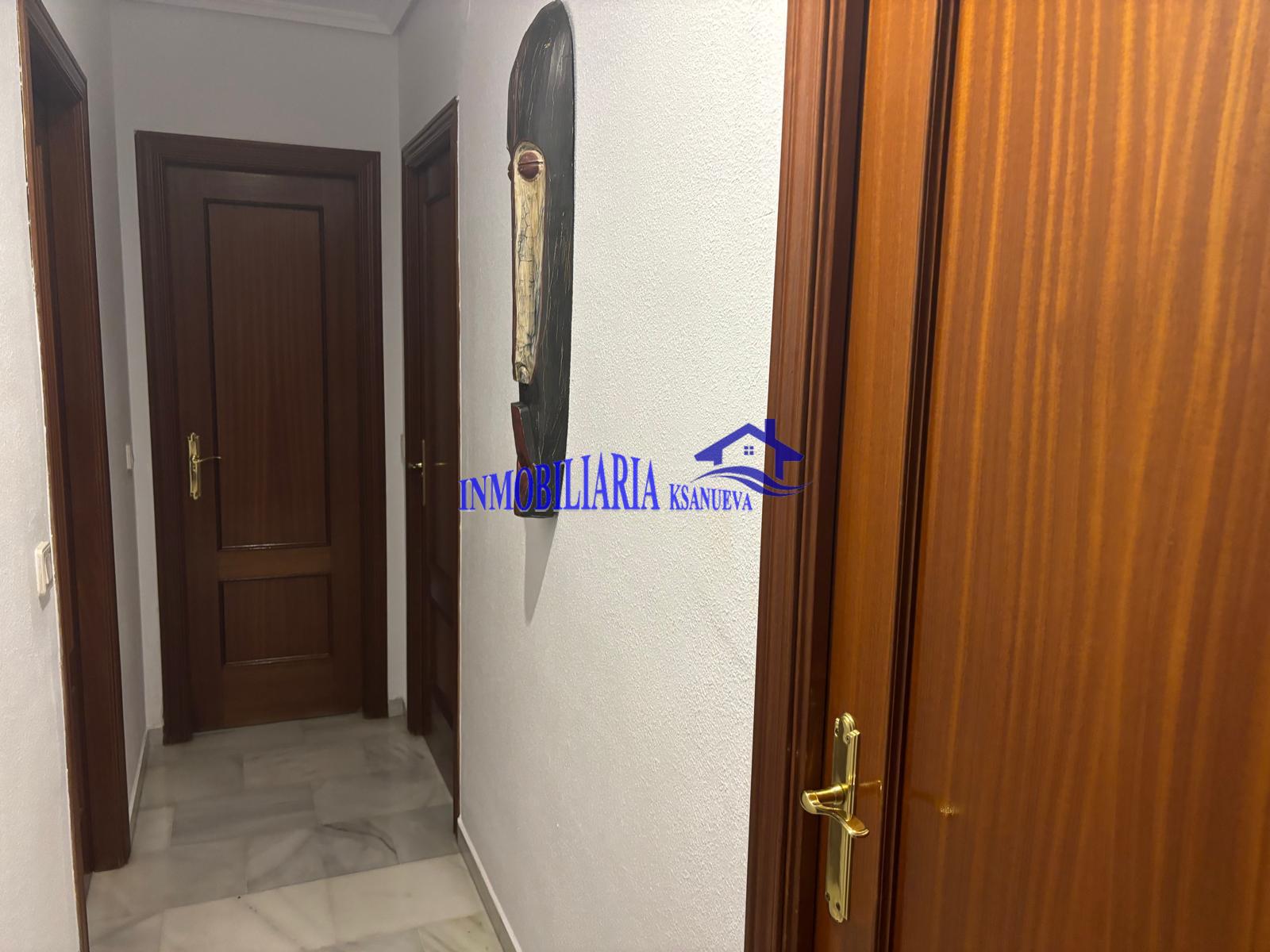 For sale of flat in Córdoba