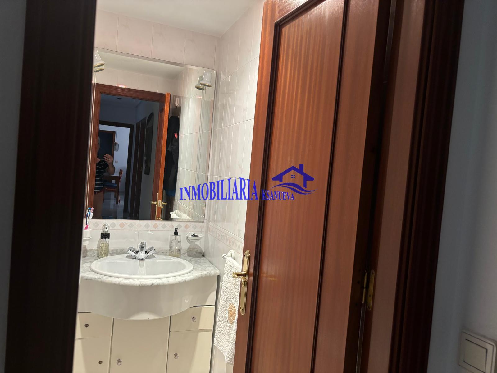 For sale of flat in Córdoba