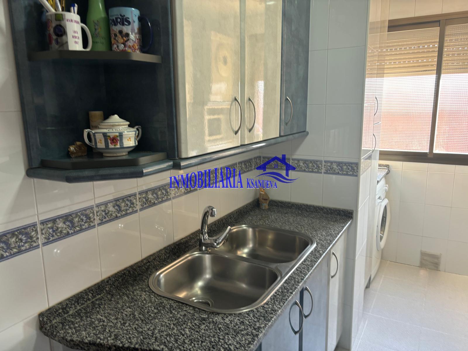 For sale of flat in Córdoba
