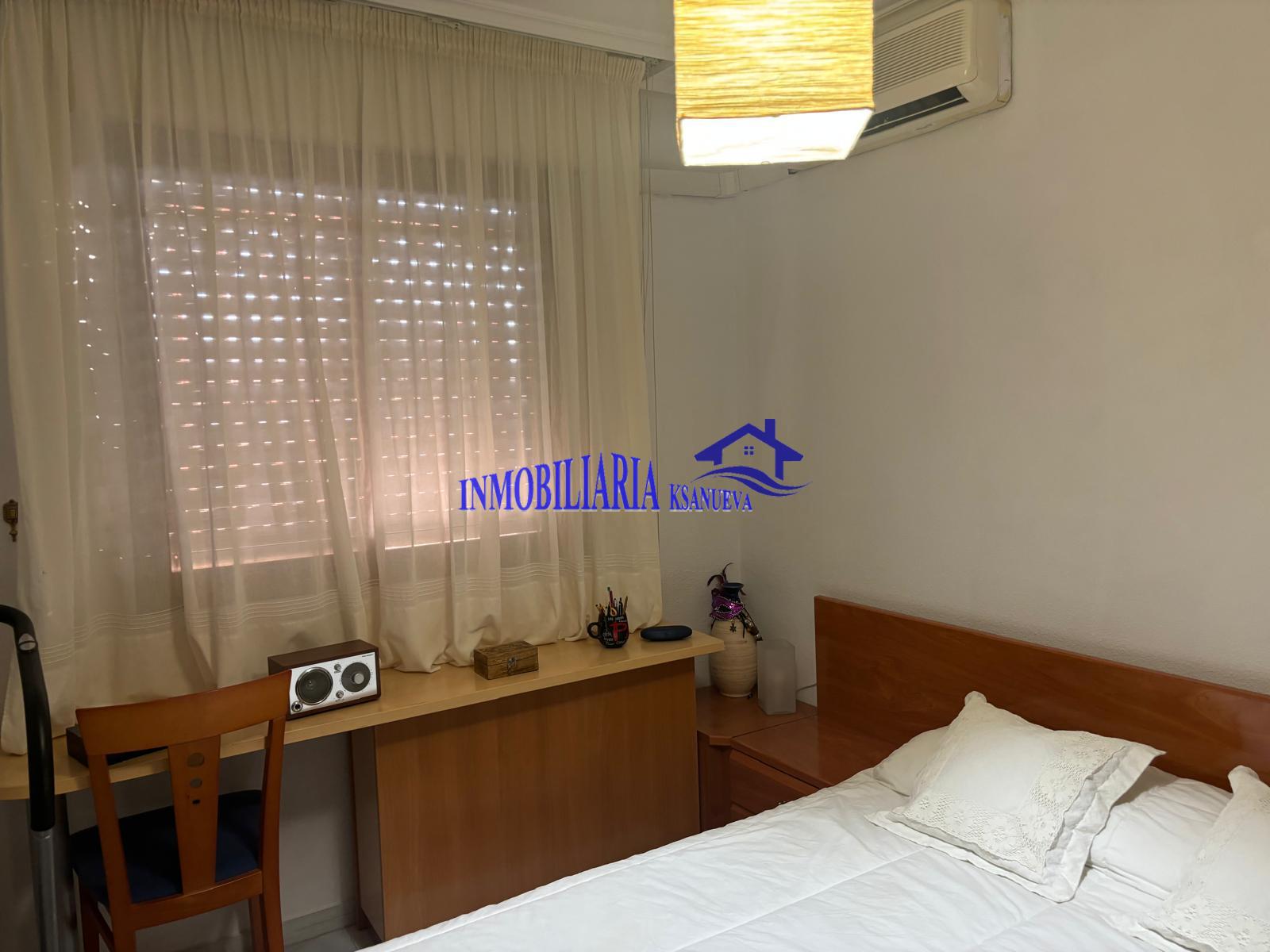 For sale of flat in Córdoba
