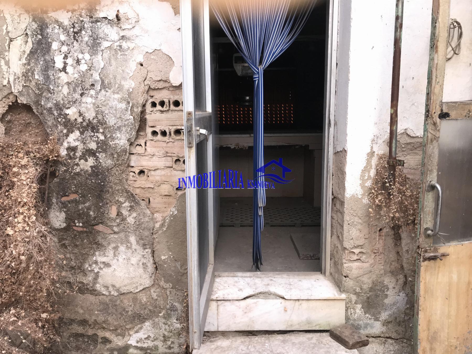 For sale of house in Córdoba