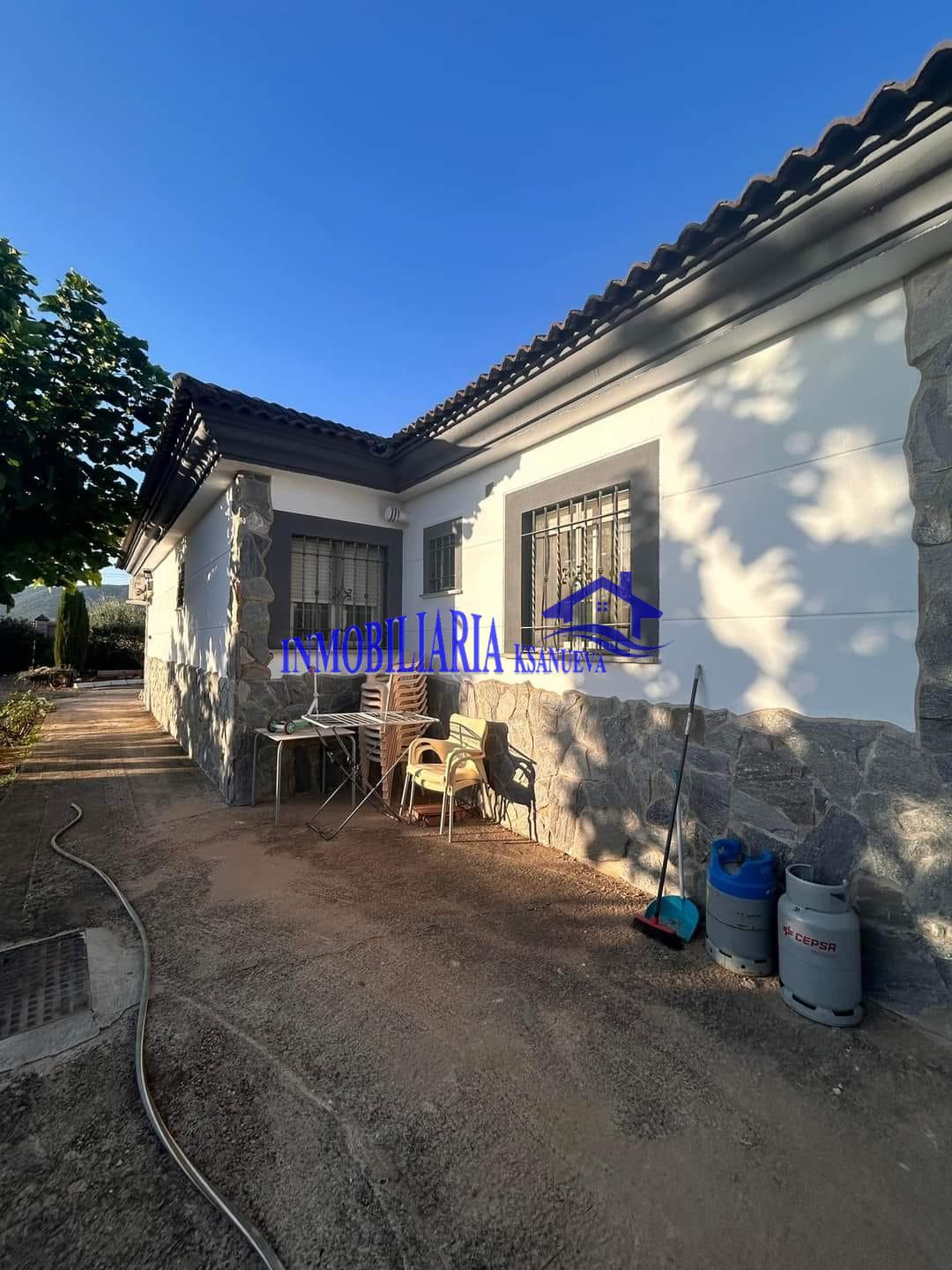 For sale of chalet in Córdoba