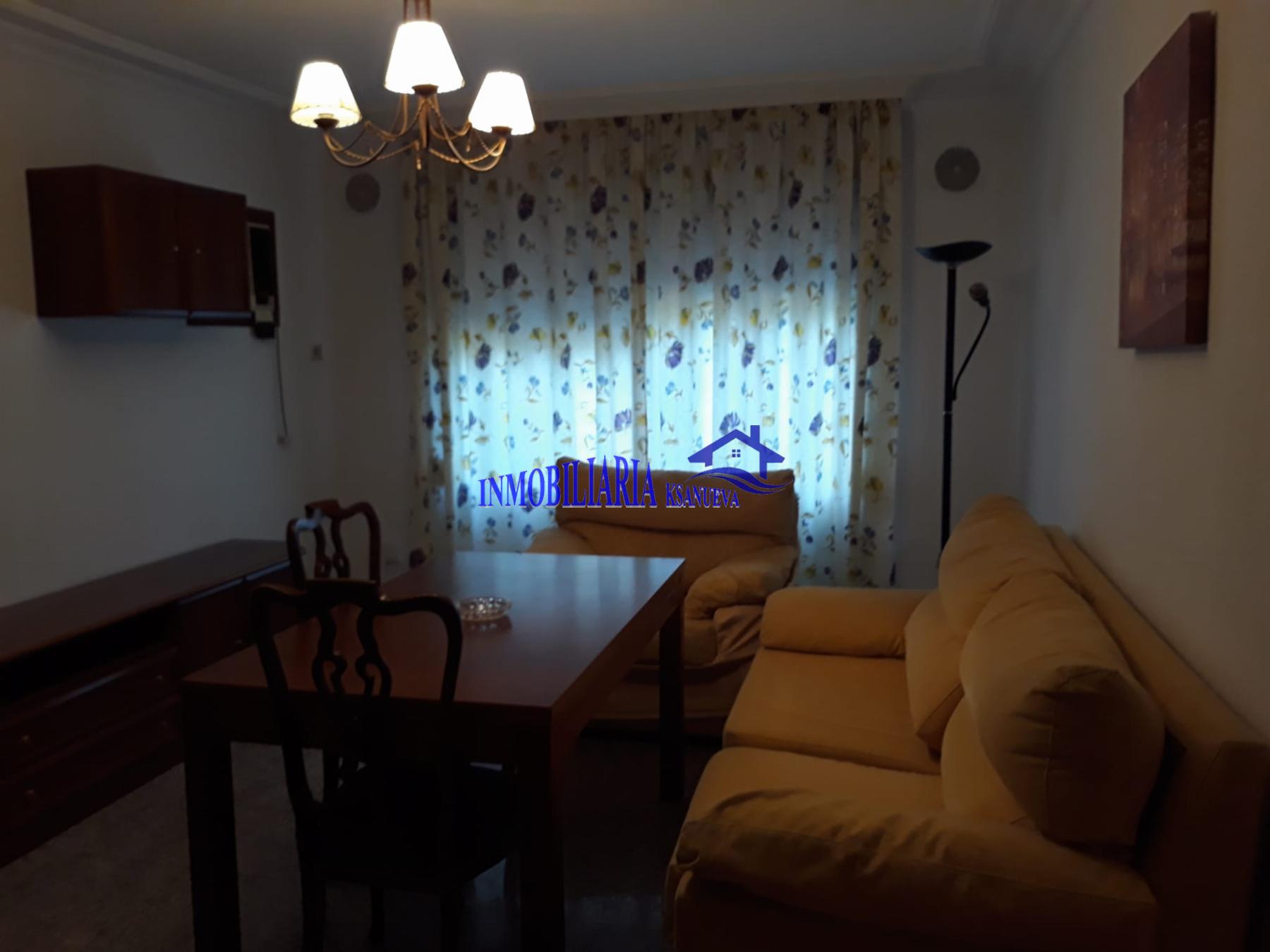 For sale of flat in Córdoba