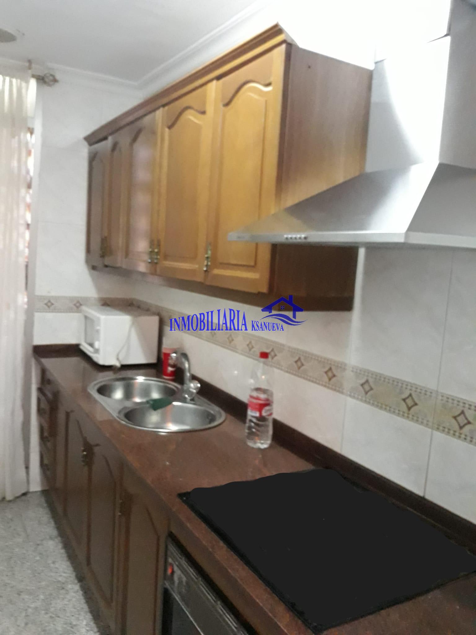 For sale of flat in Córdoba