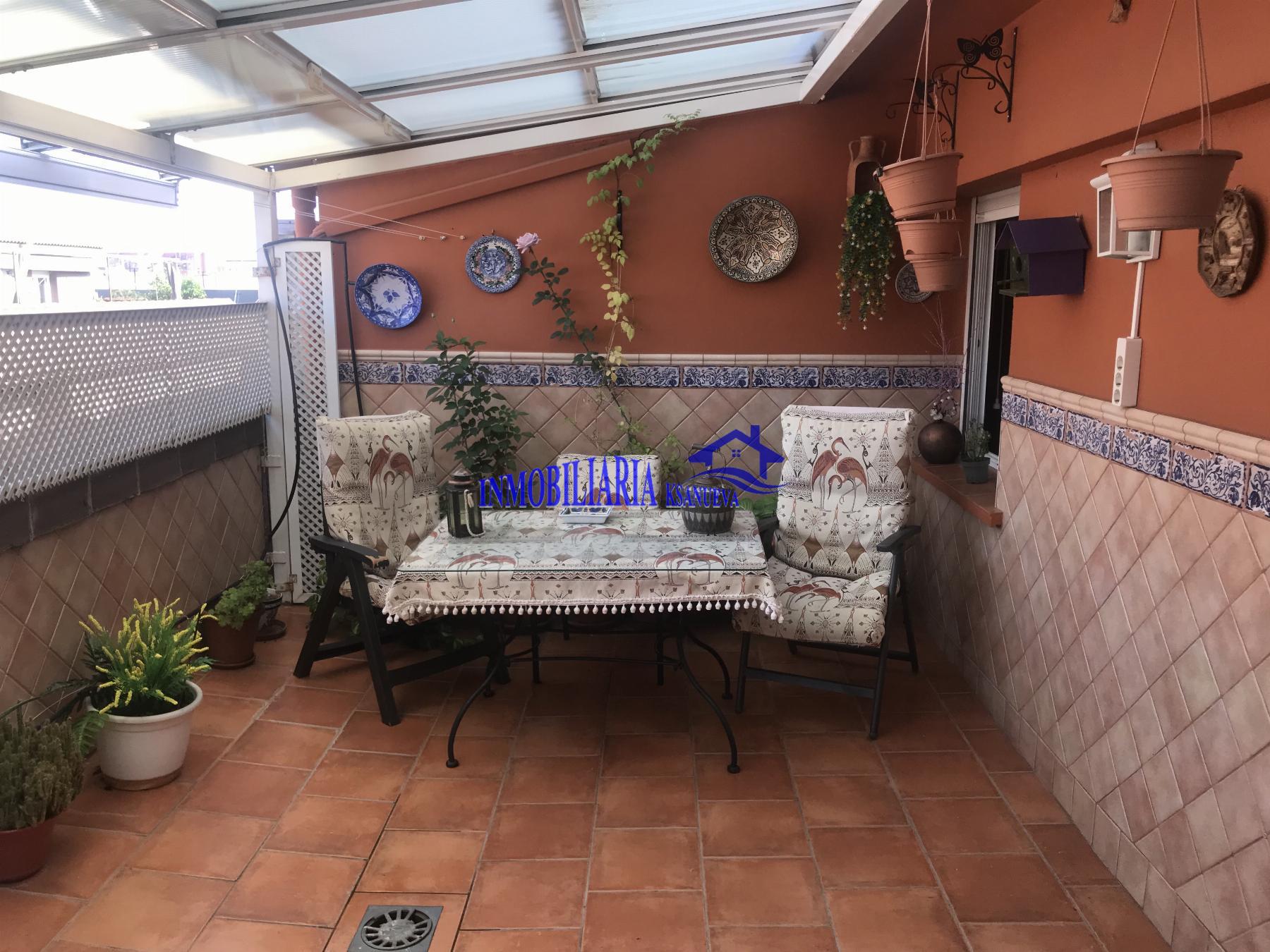 For sale of penthouse in Córdoba