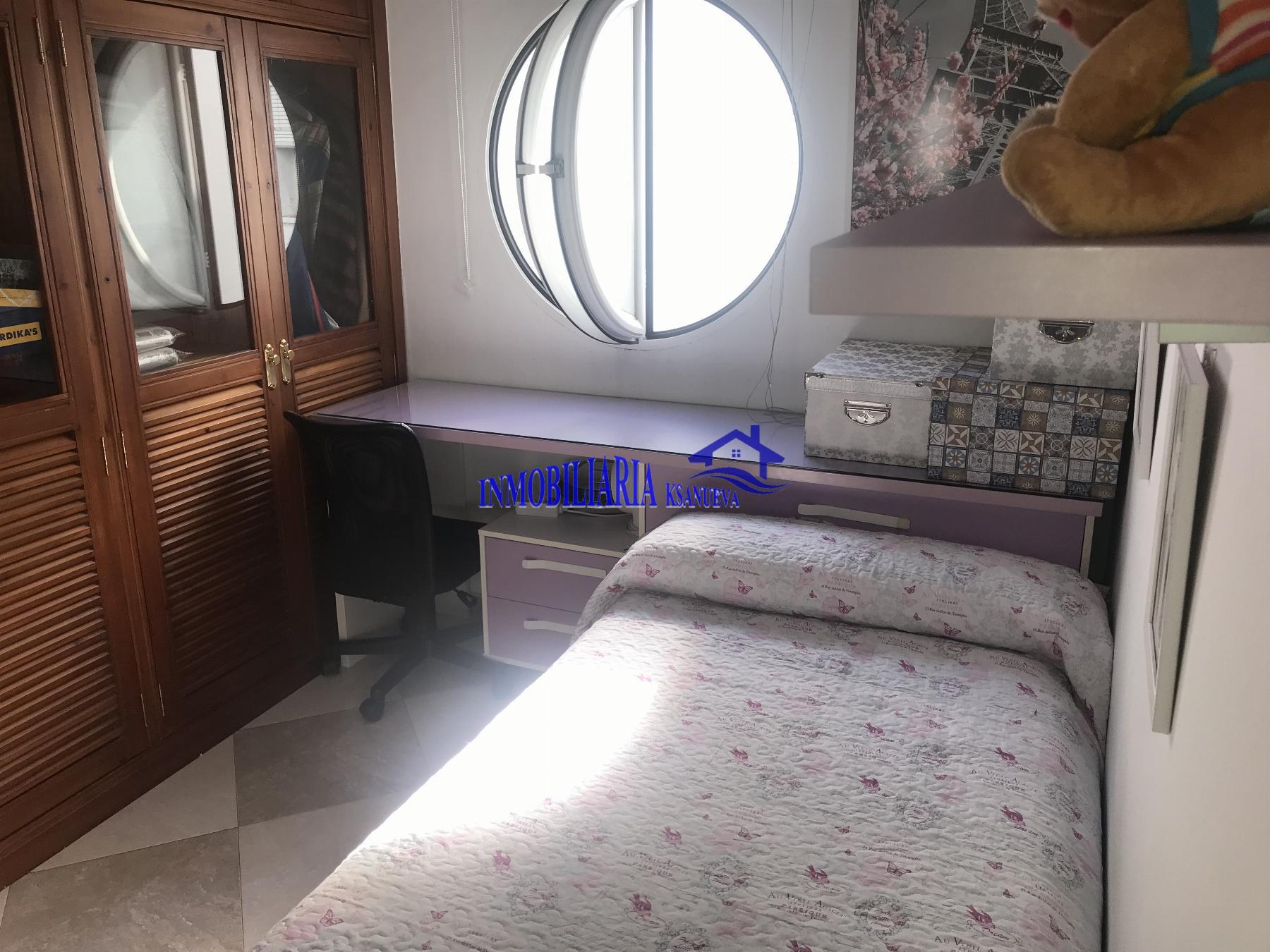 For sale of penthouse in Córdoba