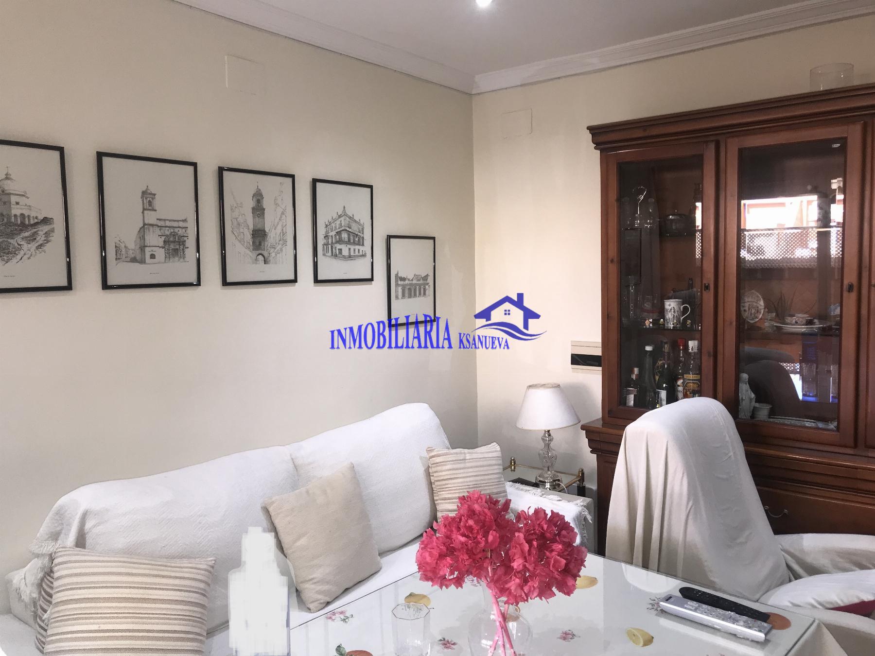 For sale of penthouse in Córdoba
