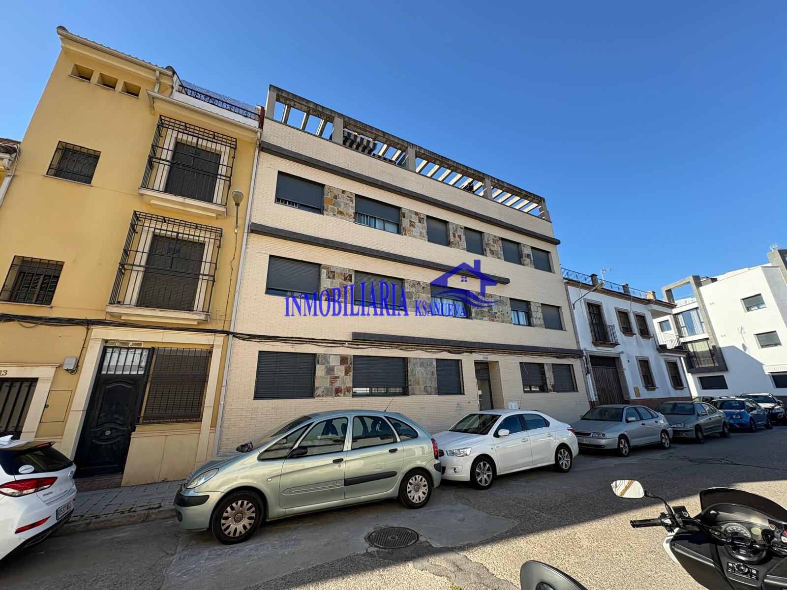 For sale of penthouse in Córdoba