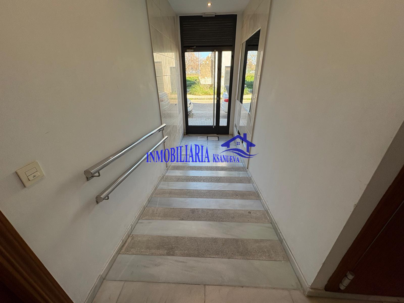 For sale of penthouse in Córdoba