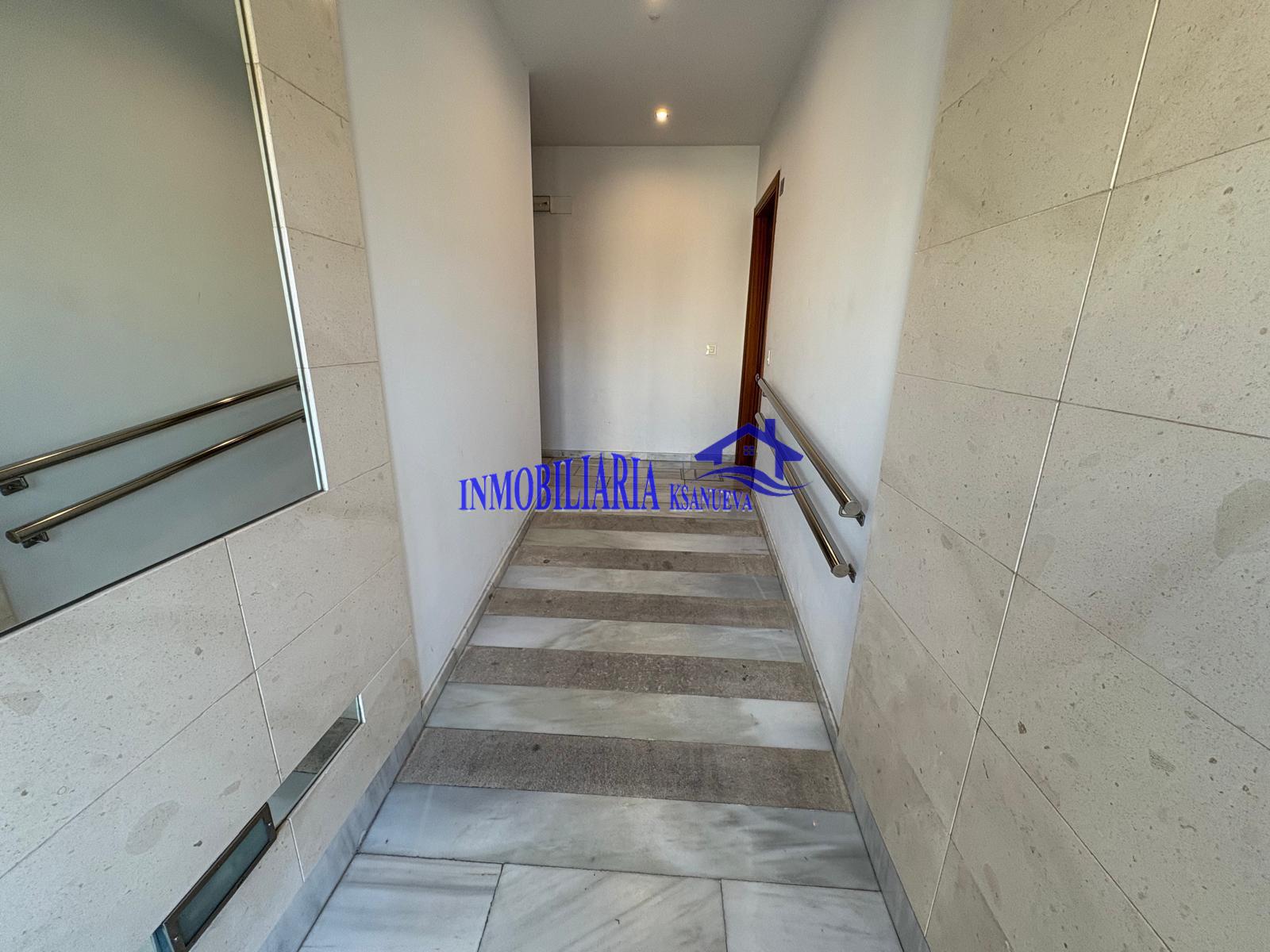 For sale of penthouse in Córdoba