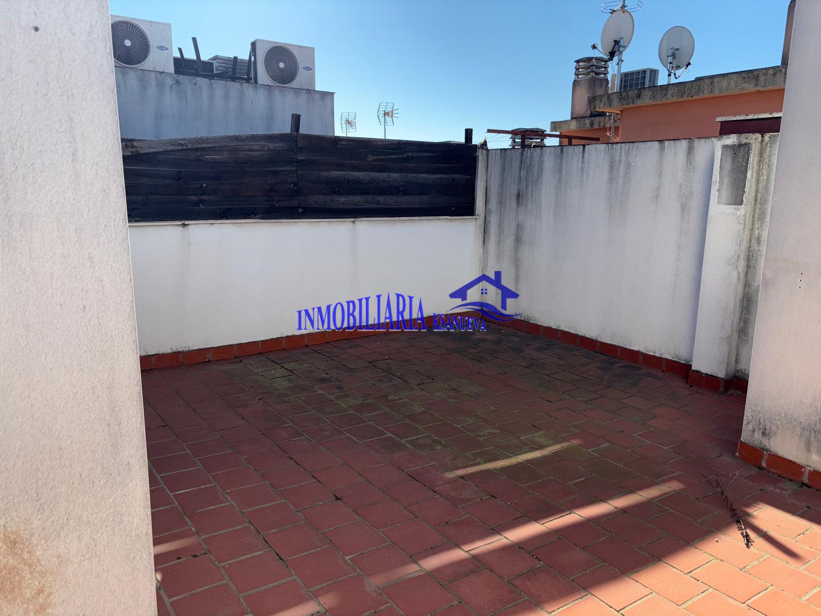For sale of penthouse in Córdoba