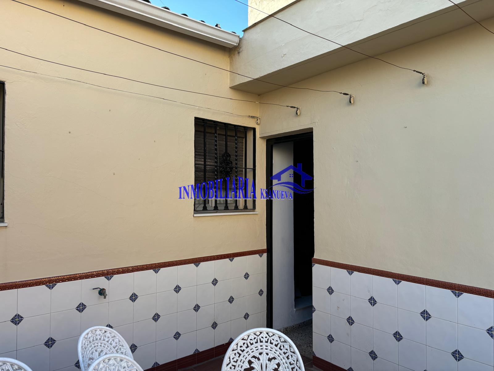 For sale of house in Córdoba