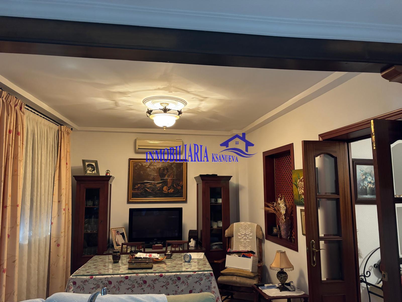 For sale of house in Córdoba