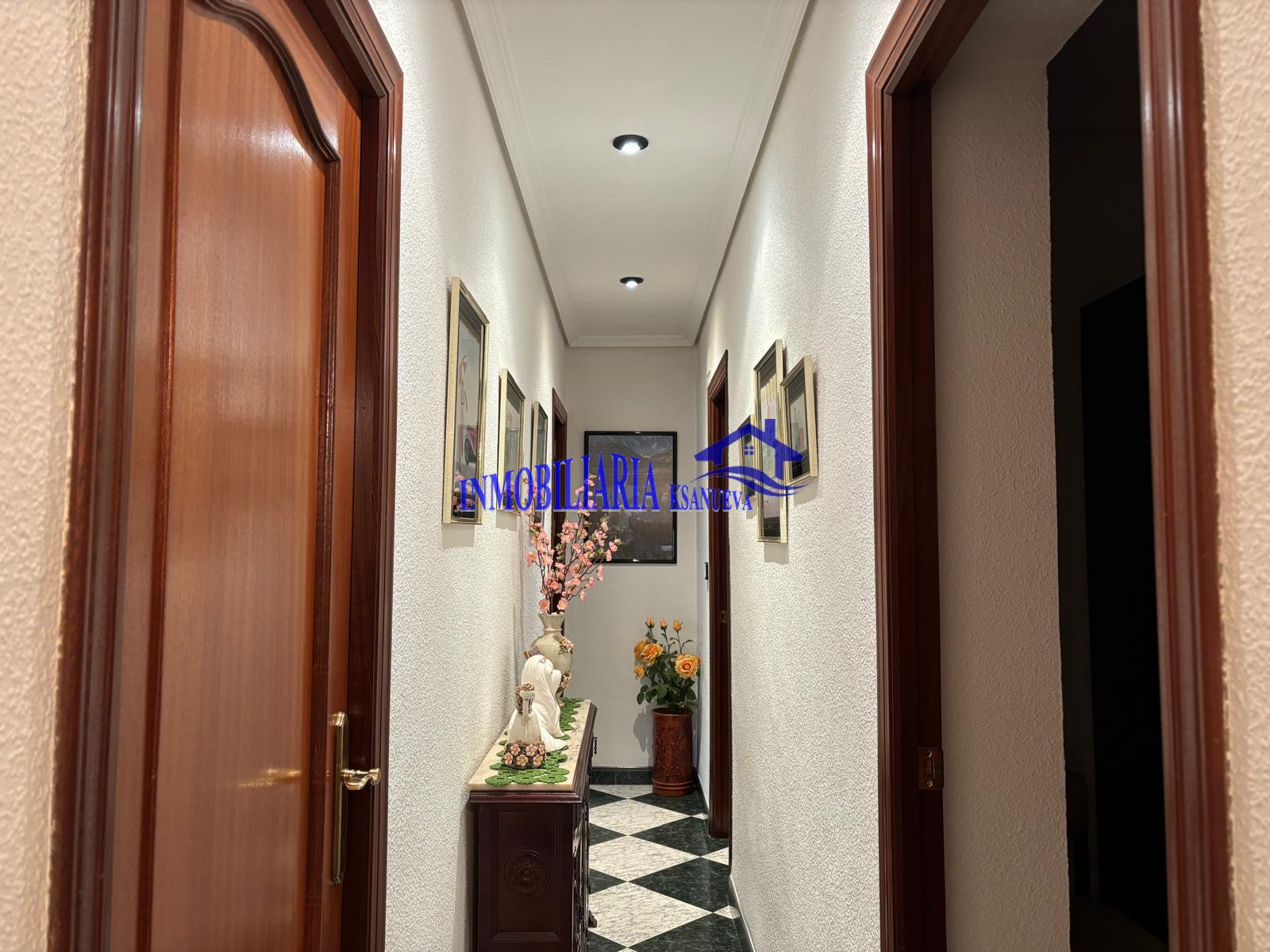 For sale of house in Córdoba
