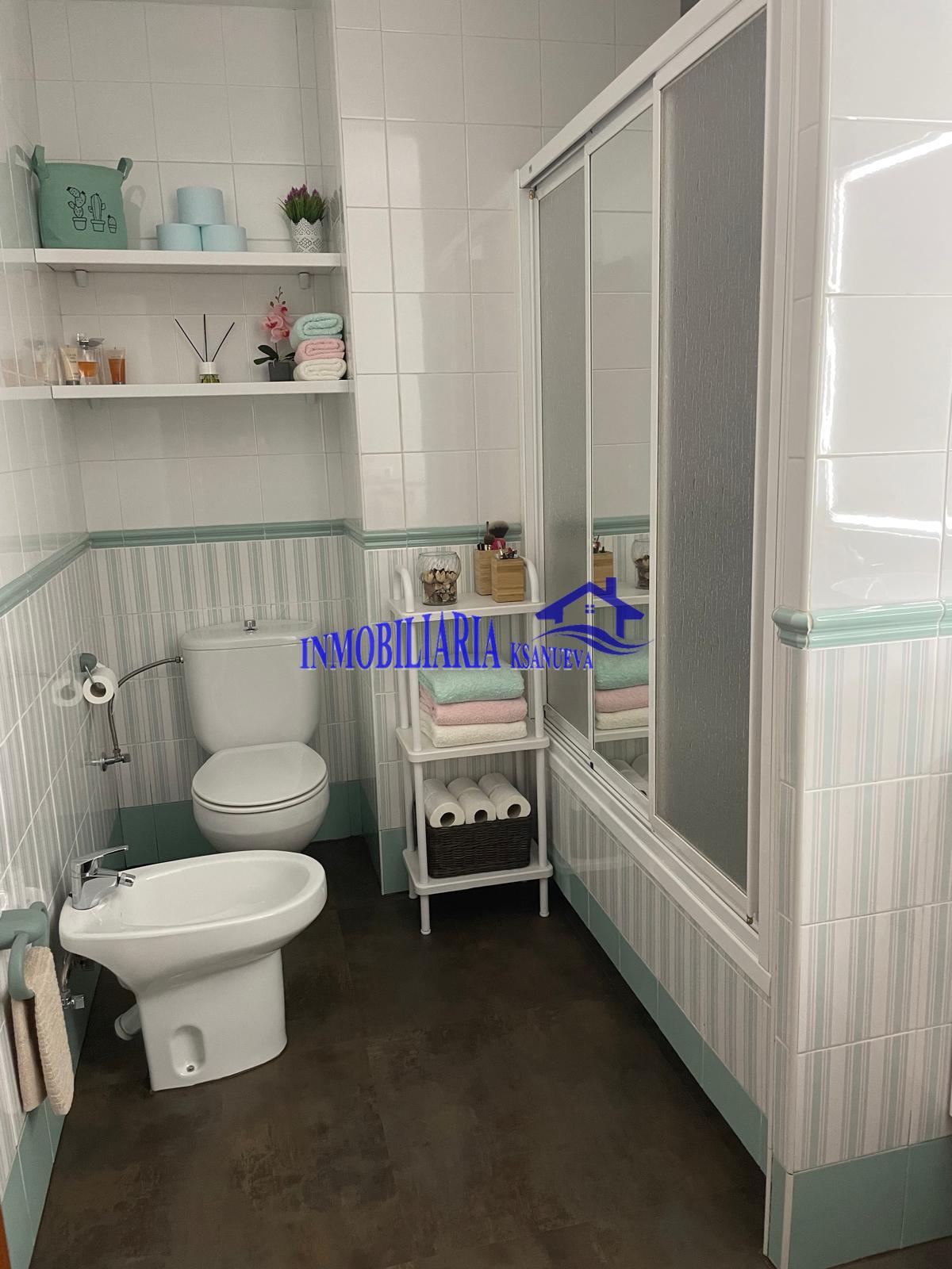 For sale of flat in Córdoba