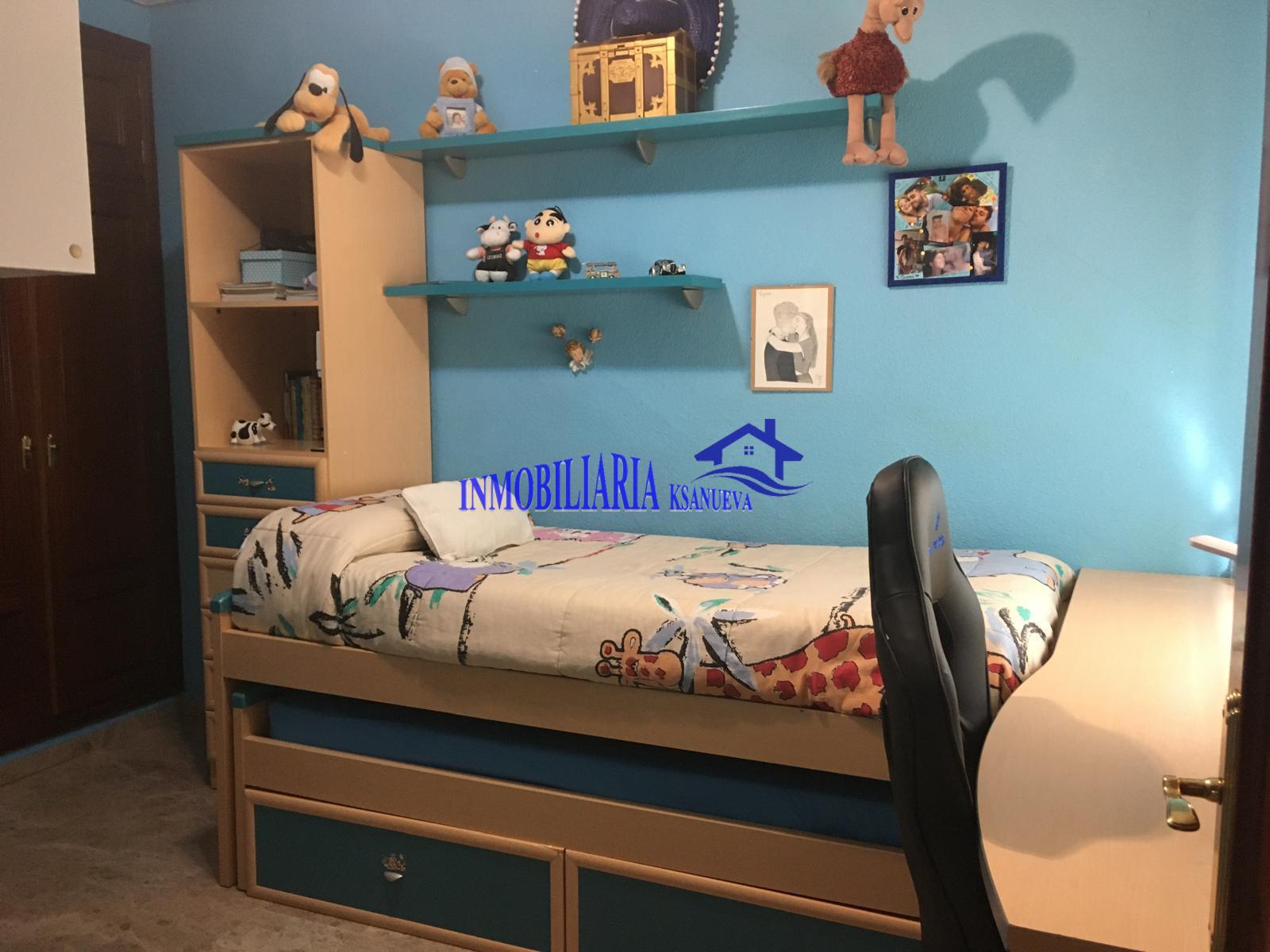 For sale of flat in Córdoba