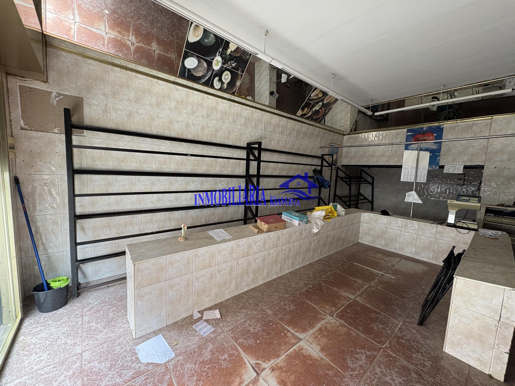 For sale of commercial in Córdoba