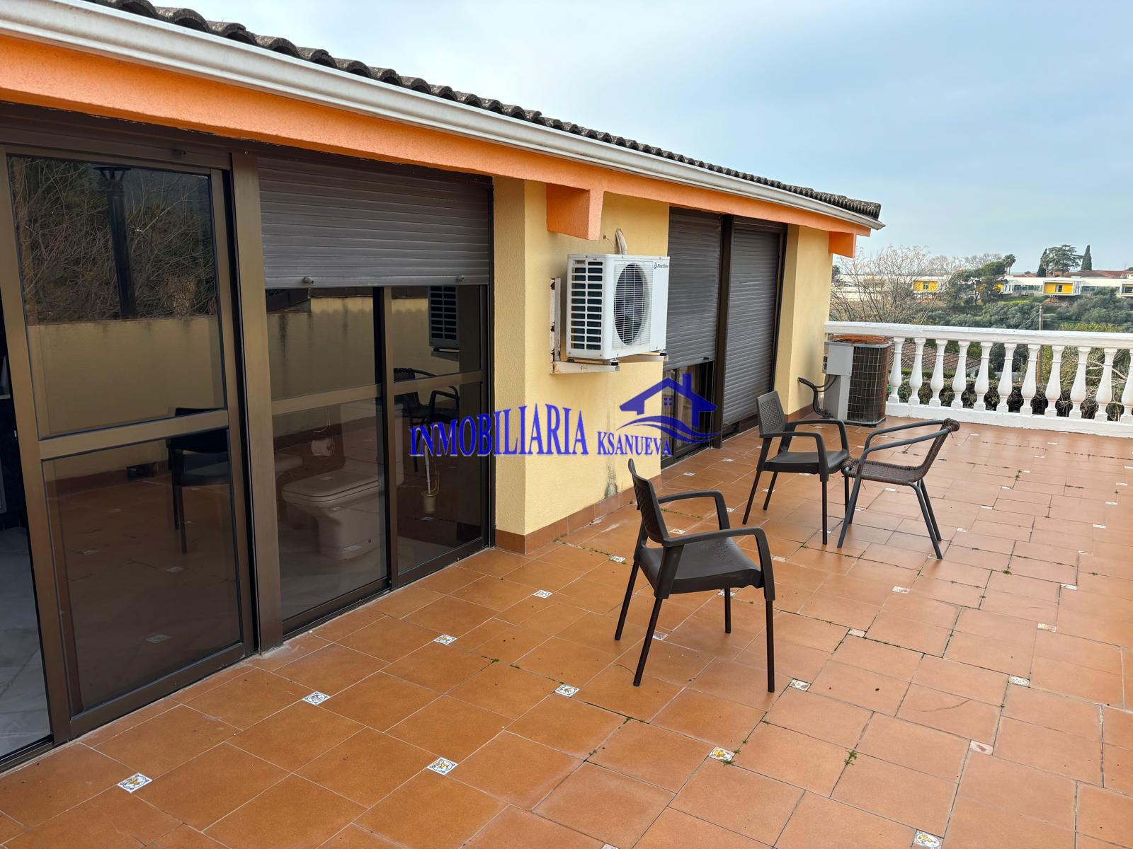 For sale of chalet in Córdoba