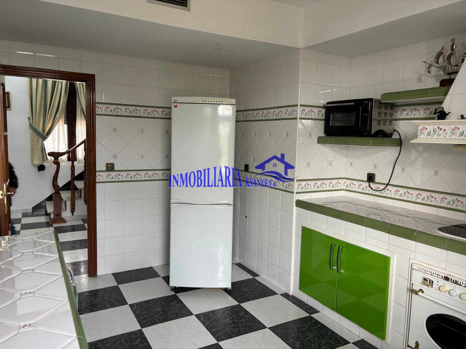 For sale of chalet in Córdoba