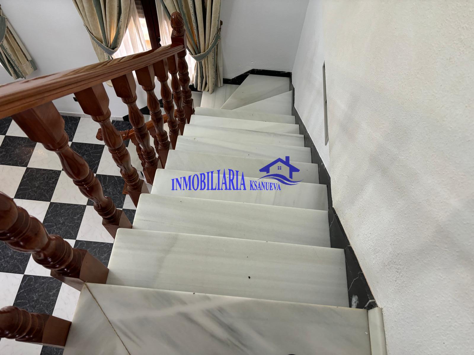 For sale of chalet in Córdoba