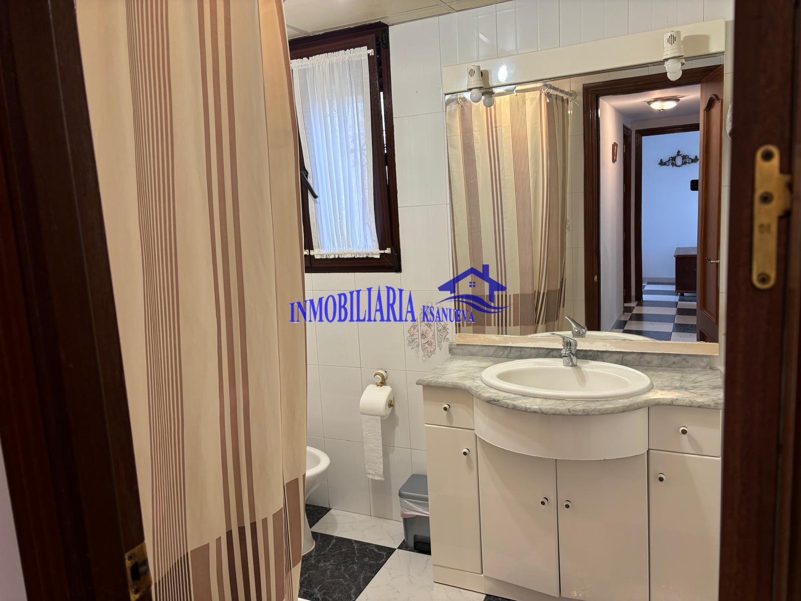 For sale of chalet in Córdoba