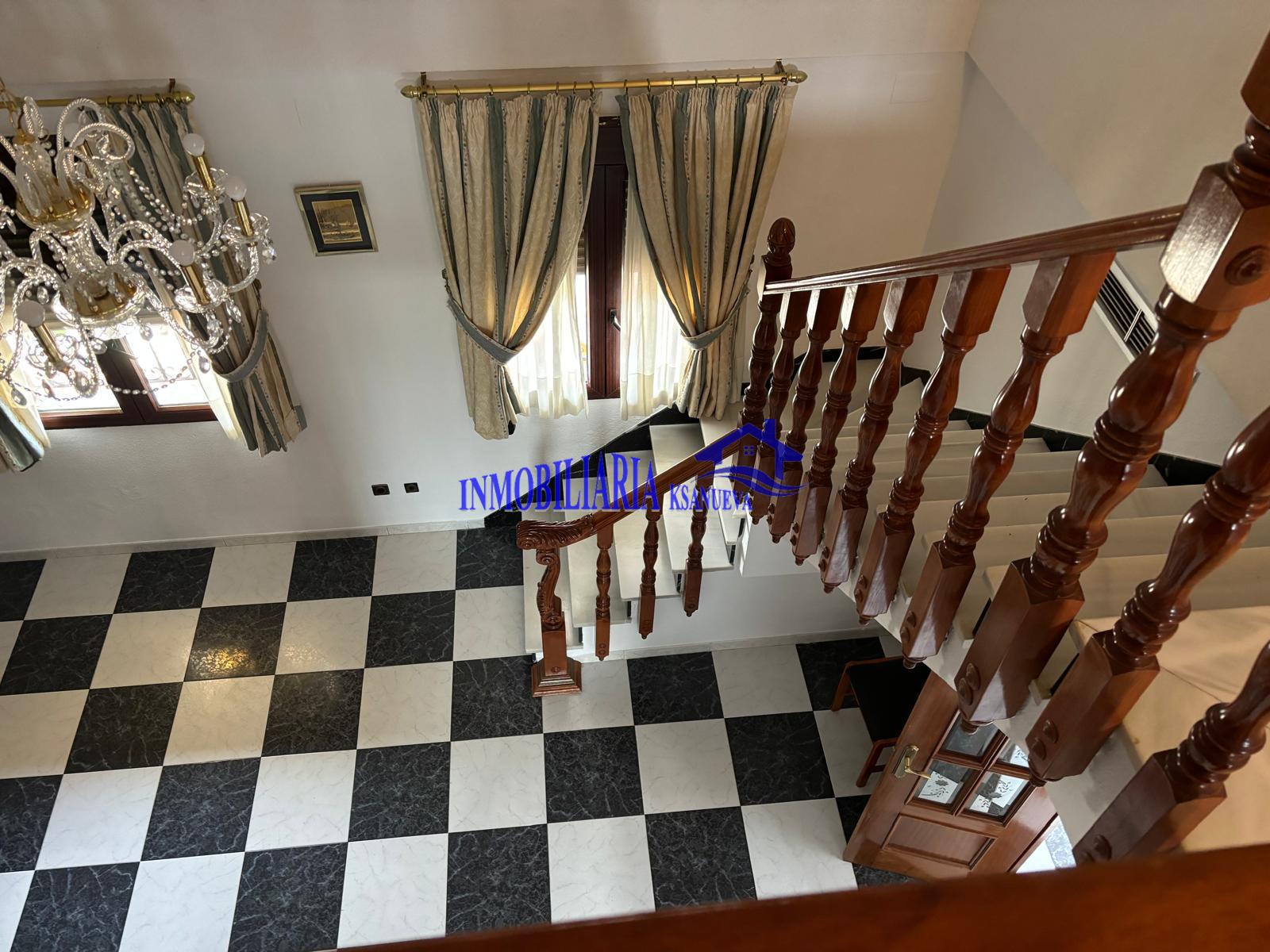 For sale of chalet in Córdoba
