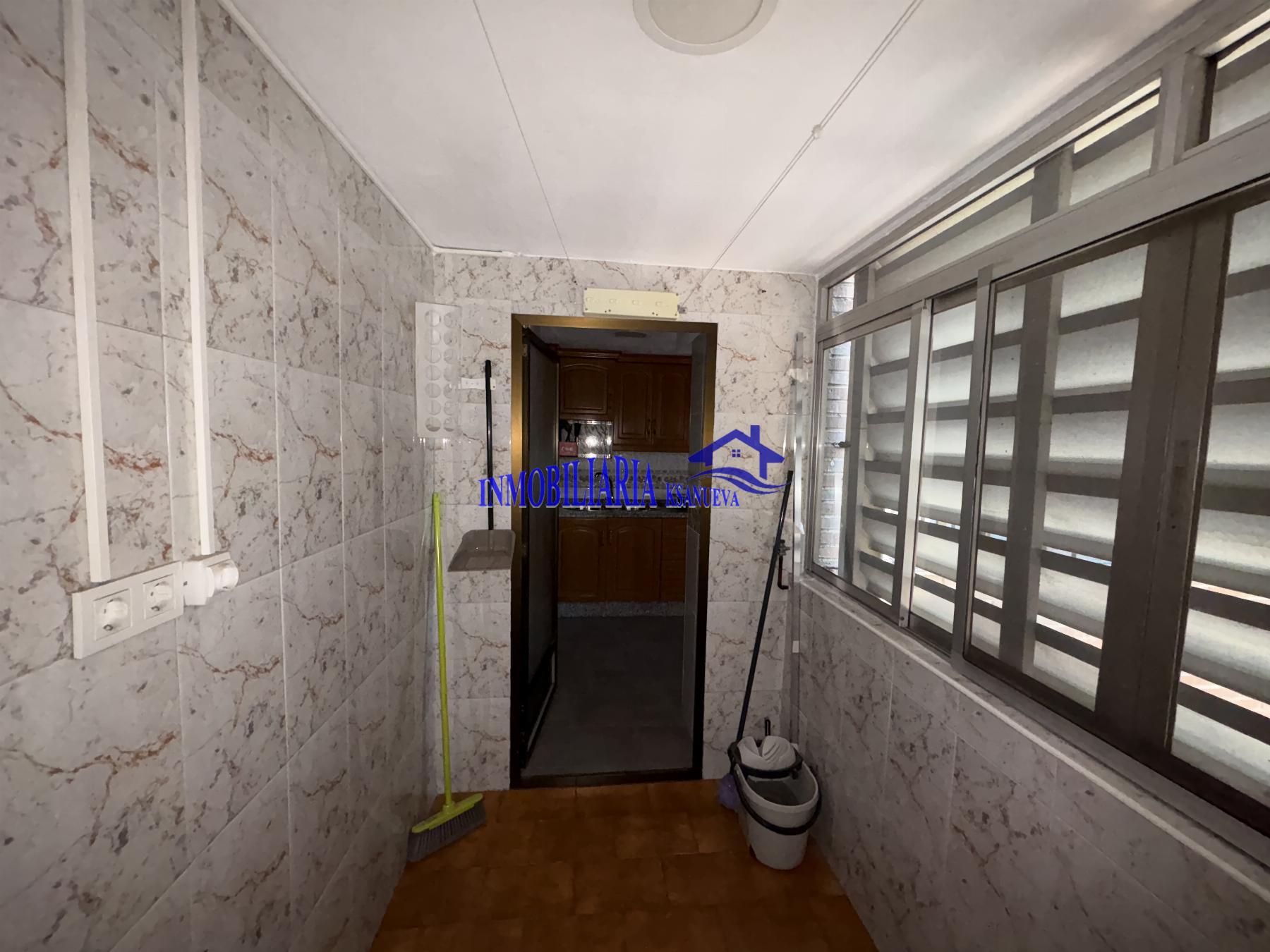 For sale of flat in Córdoba