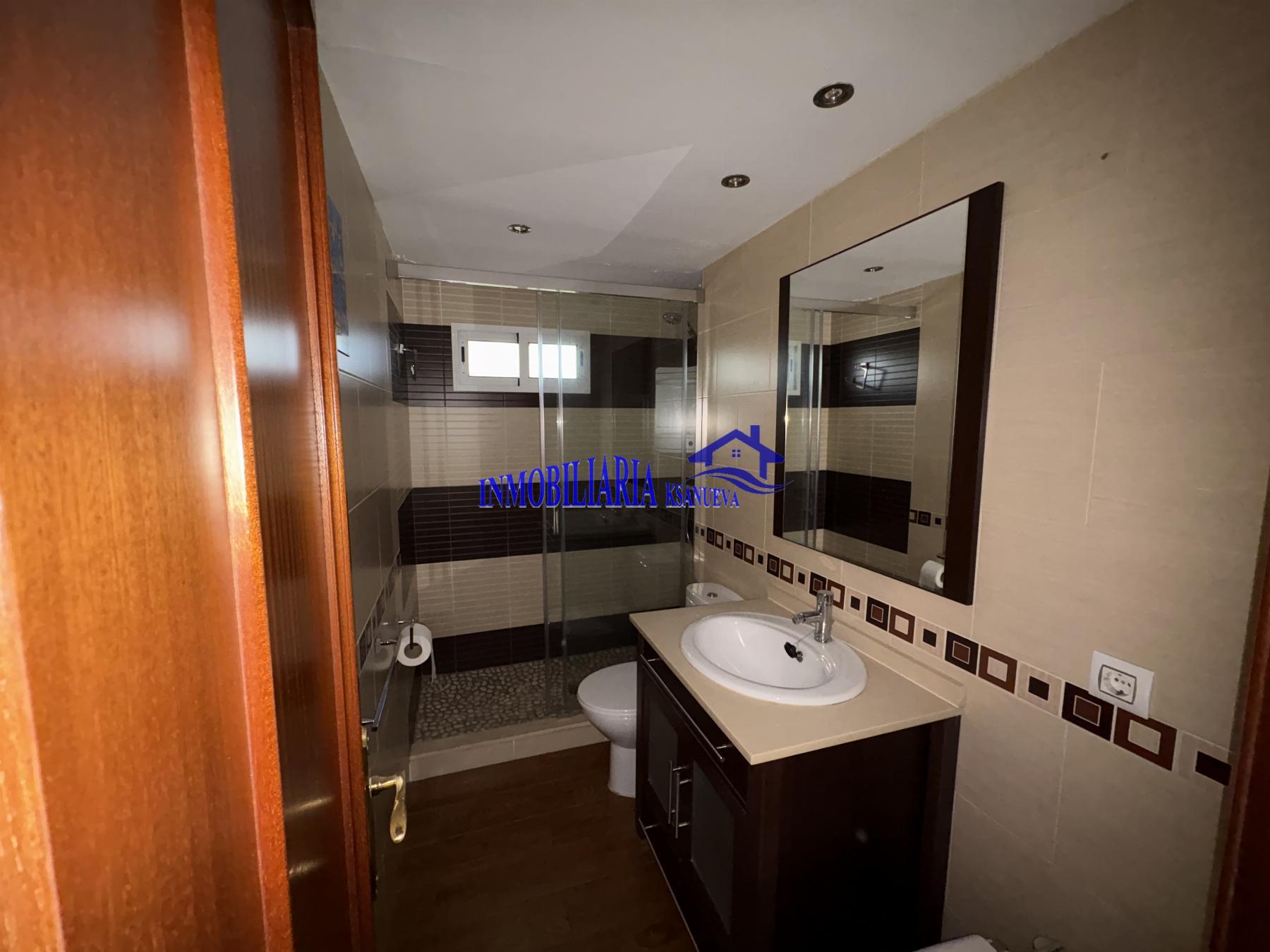 For sale of flat in Córdoba