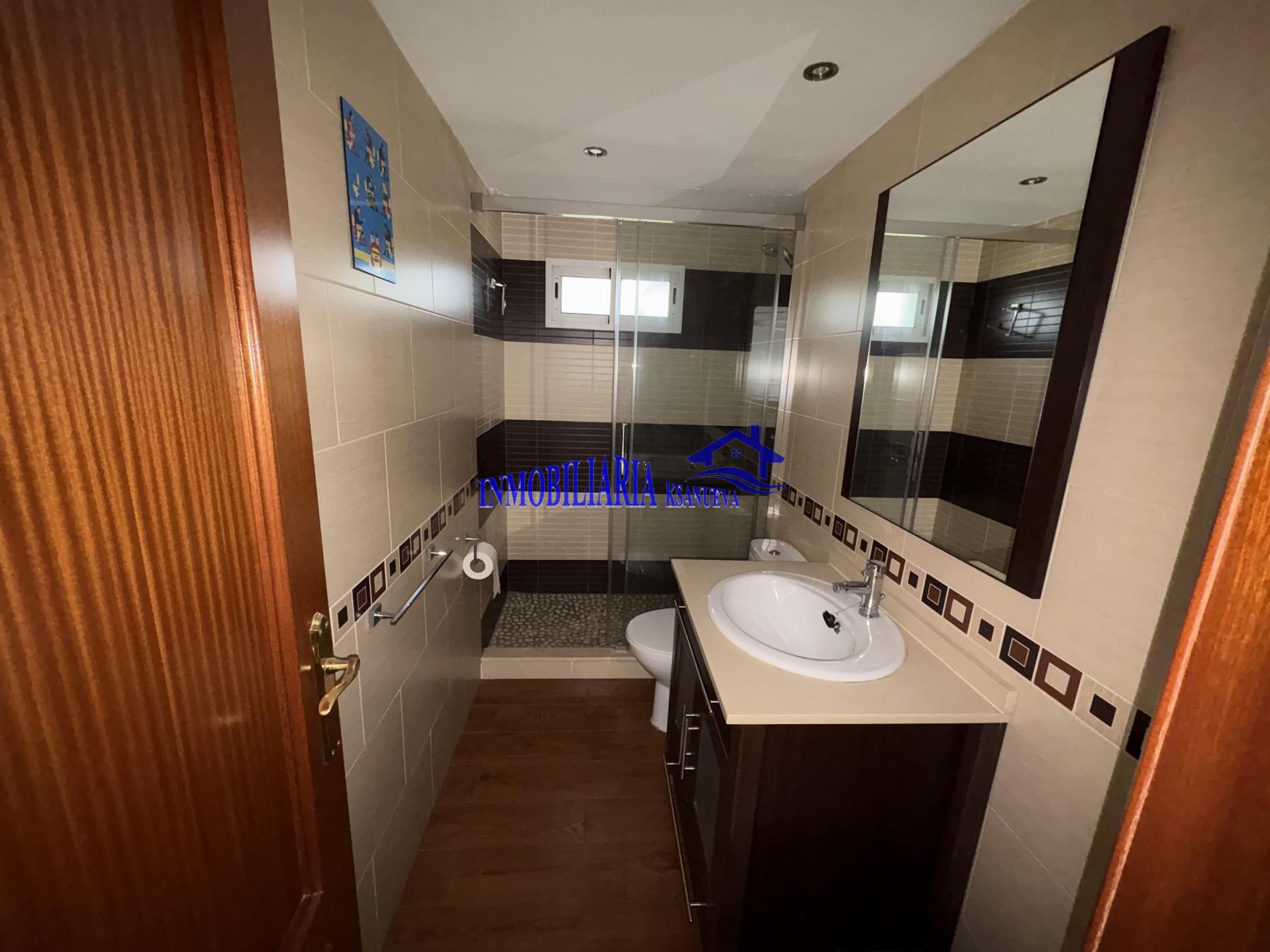 For sale of flat in Córdoba