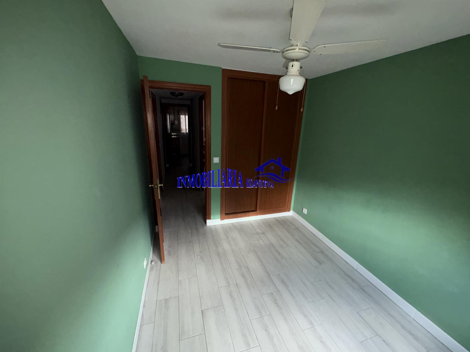 For sale of flat in Córdoba