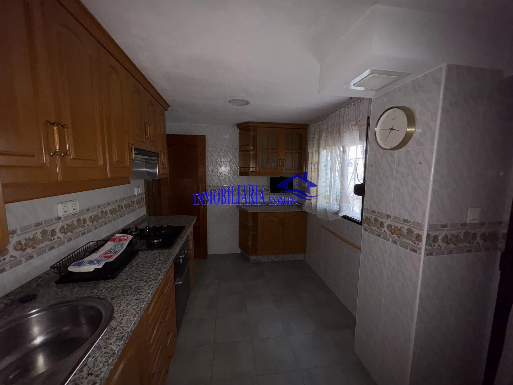 For sale of flat in Córdoba