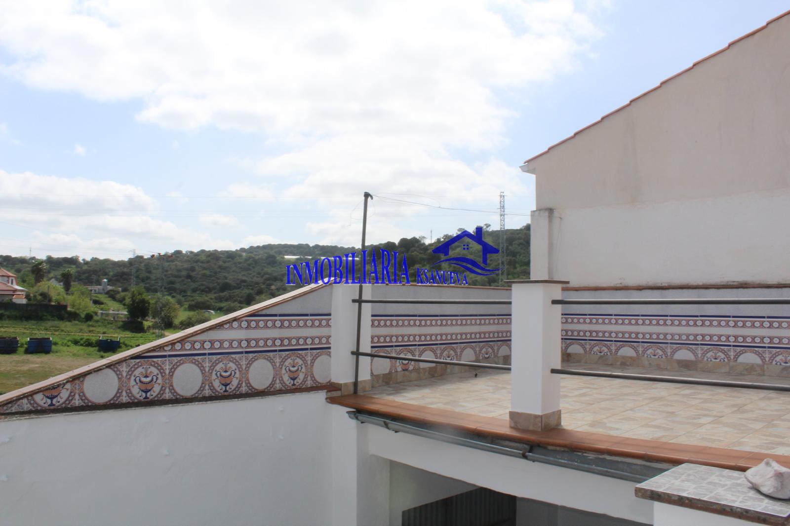 For sale of house in Córdoba