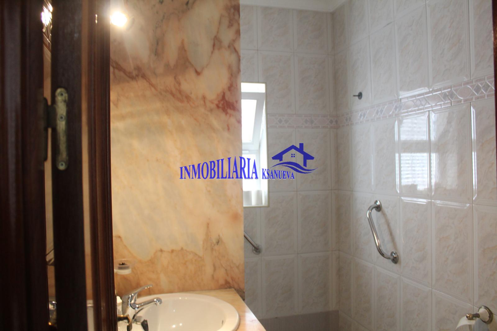 For sale of house in Córdoba