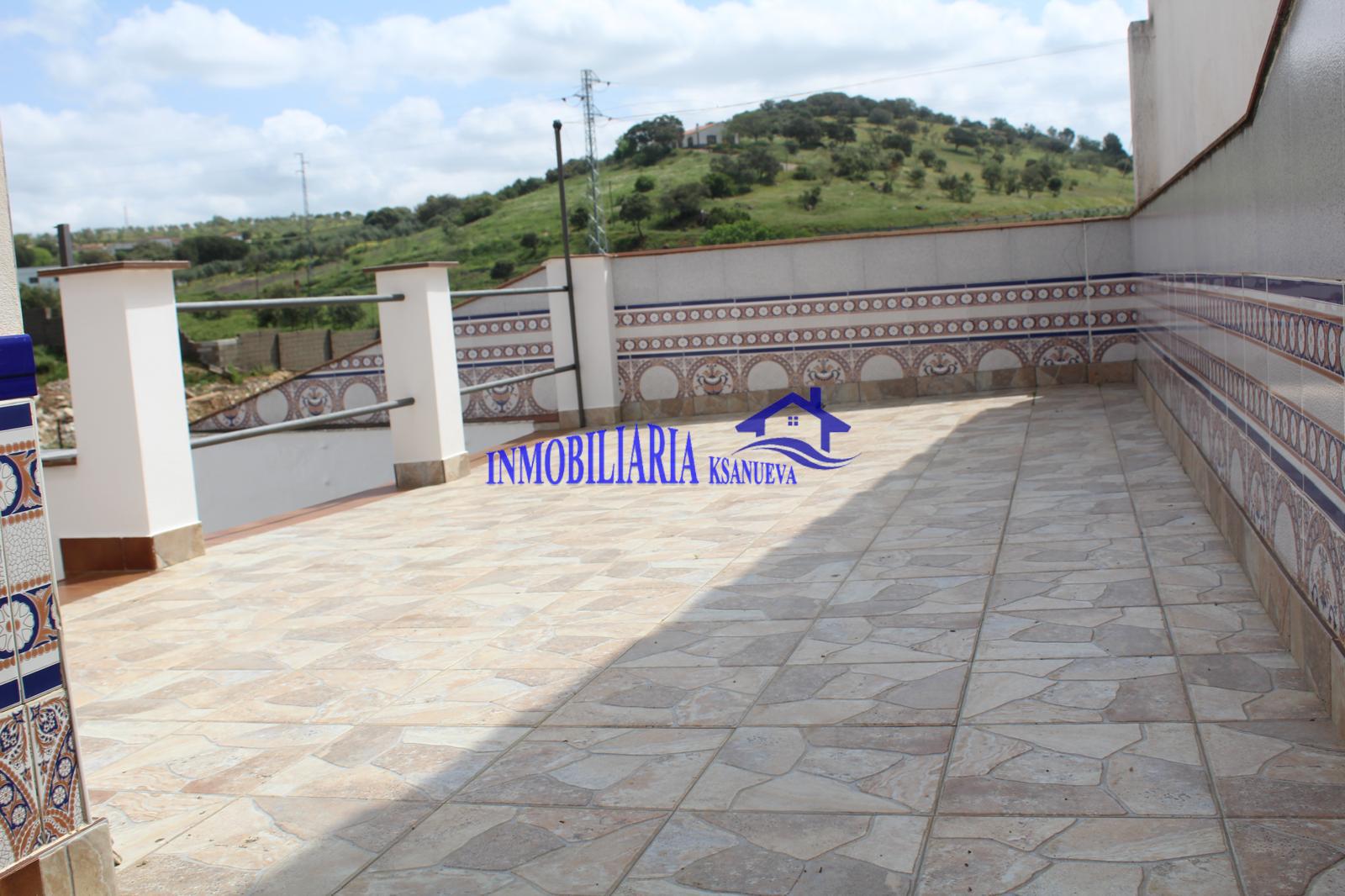 For sale of house in Córdoba