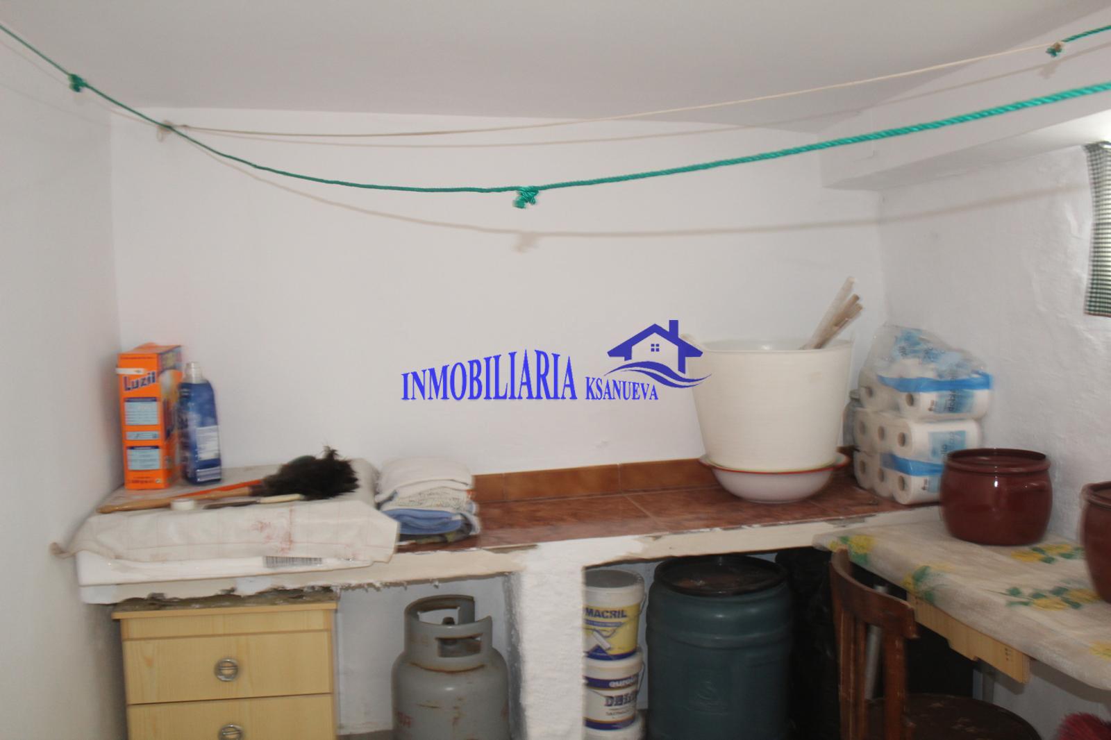 For sale of house in Córdoba