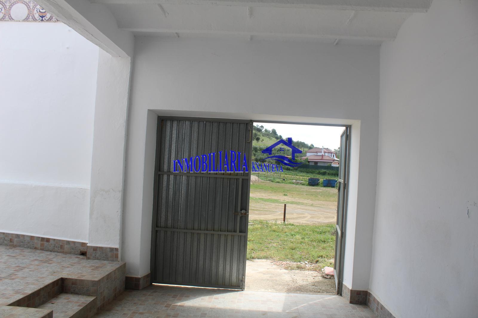 For sale of house in Córdoba