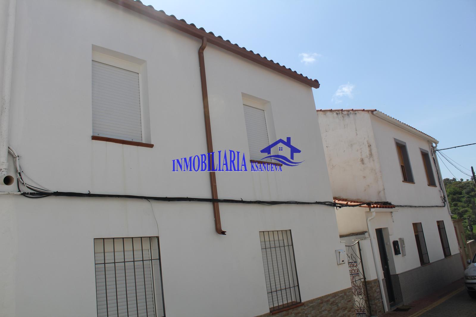 For sale of house in Córdoba